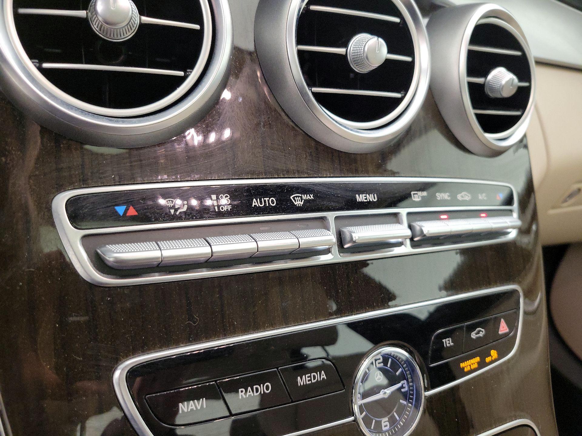 Thumbnail: 2019 Mercedes-Benz C-Class - 17