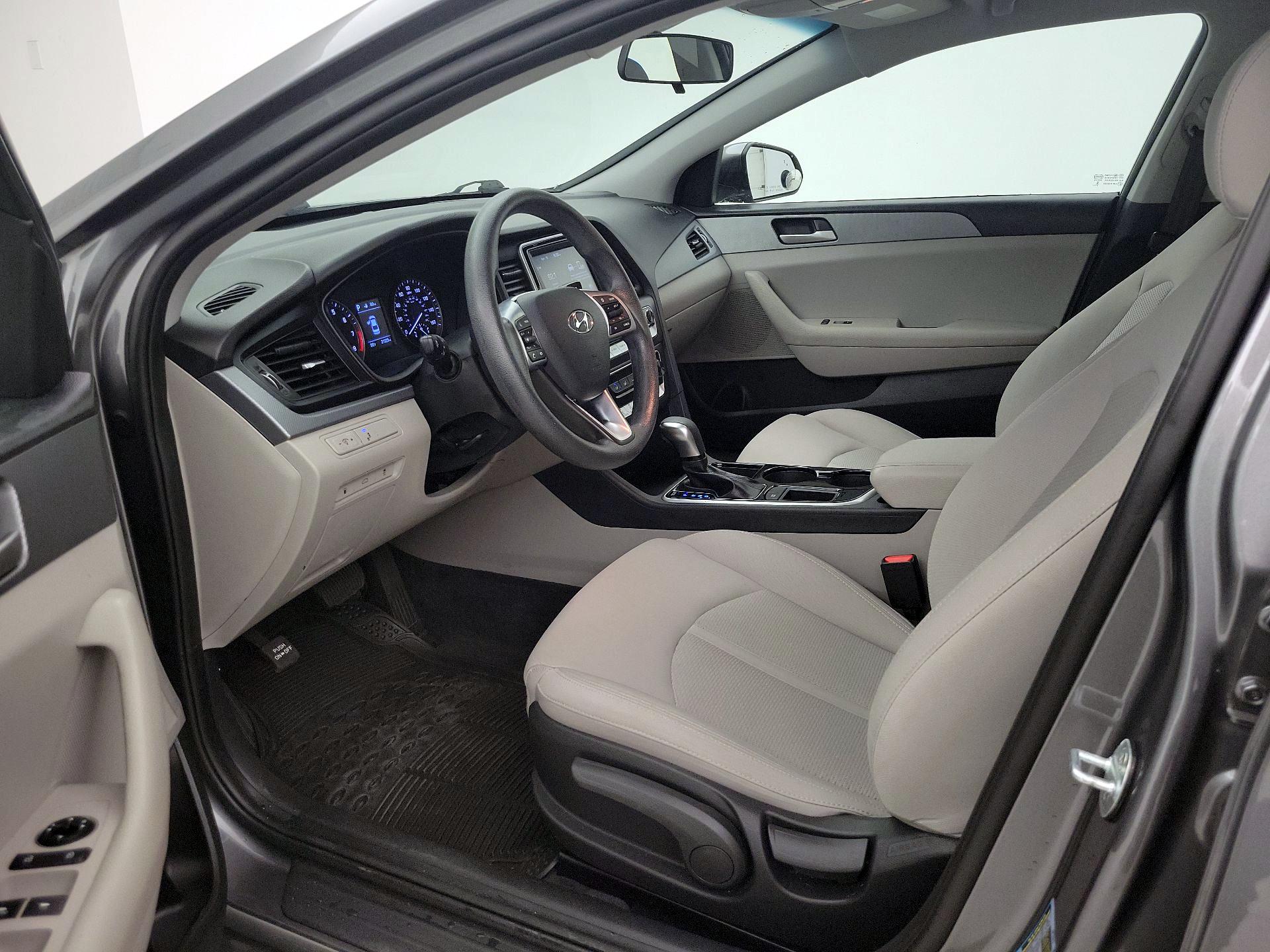 Thumbnail: 2019 Hyundai Sonata - 11