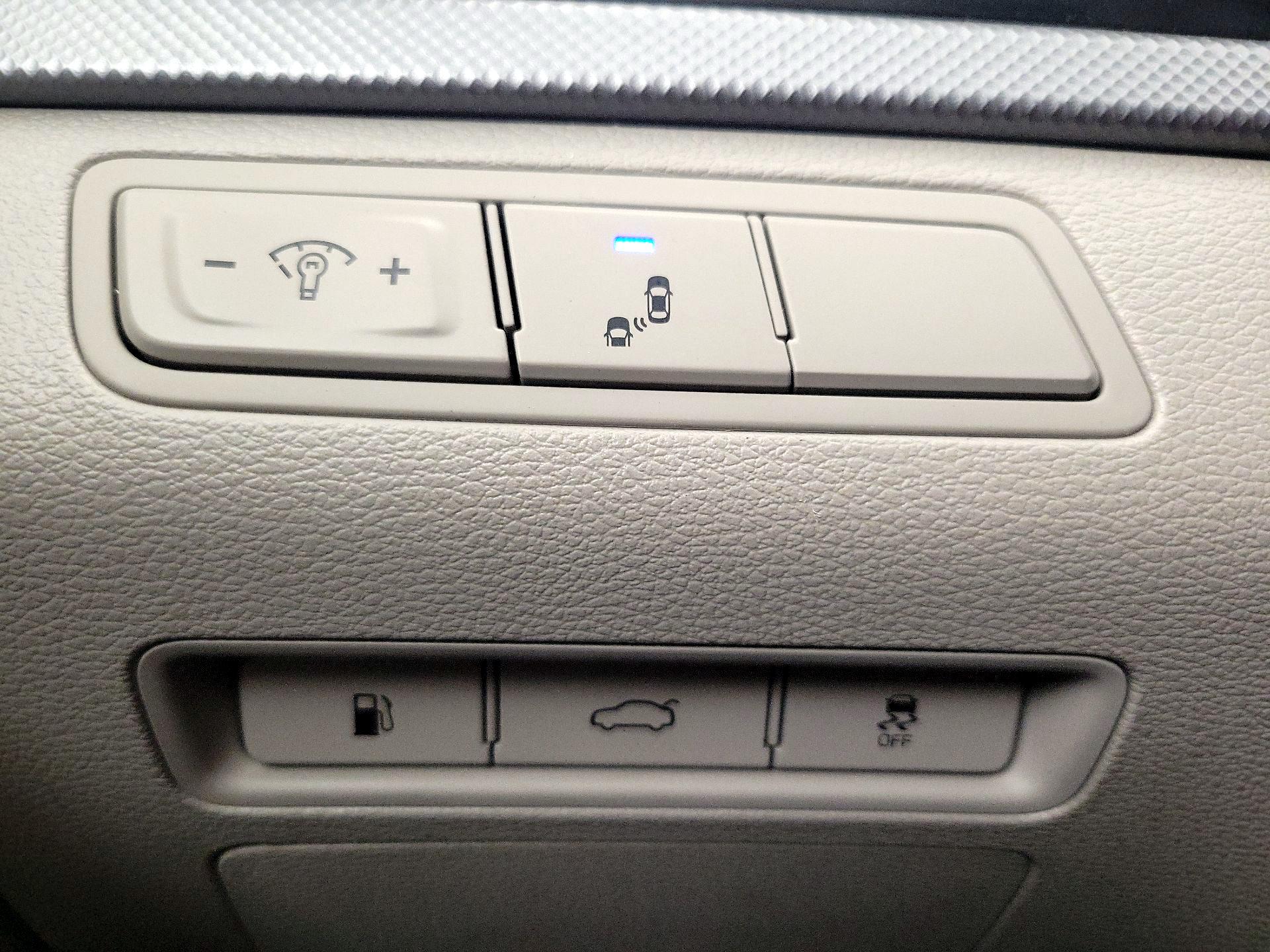 Thumbnail: 2019 Hyundai Sonata - 13