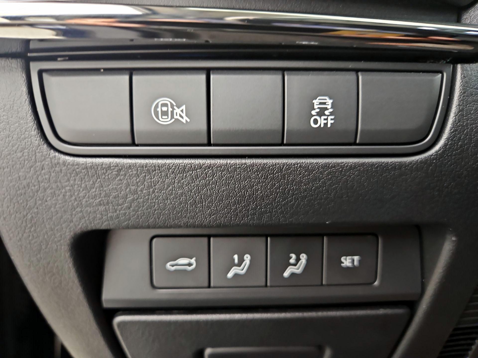 Thumbnail: 2025 Mazda Mazda3 - 13