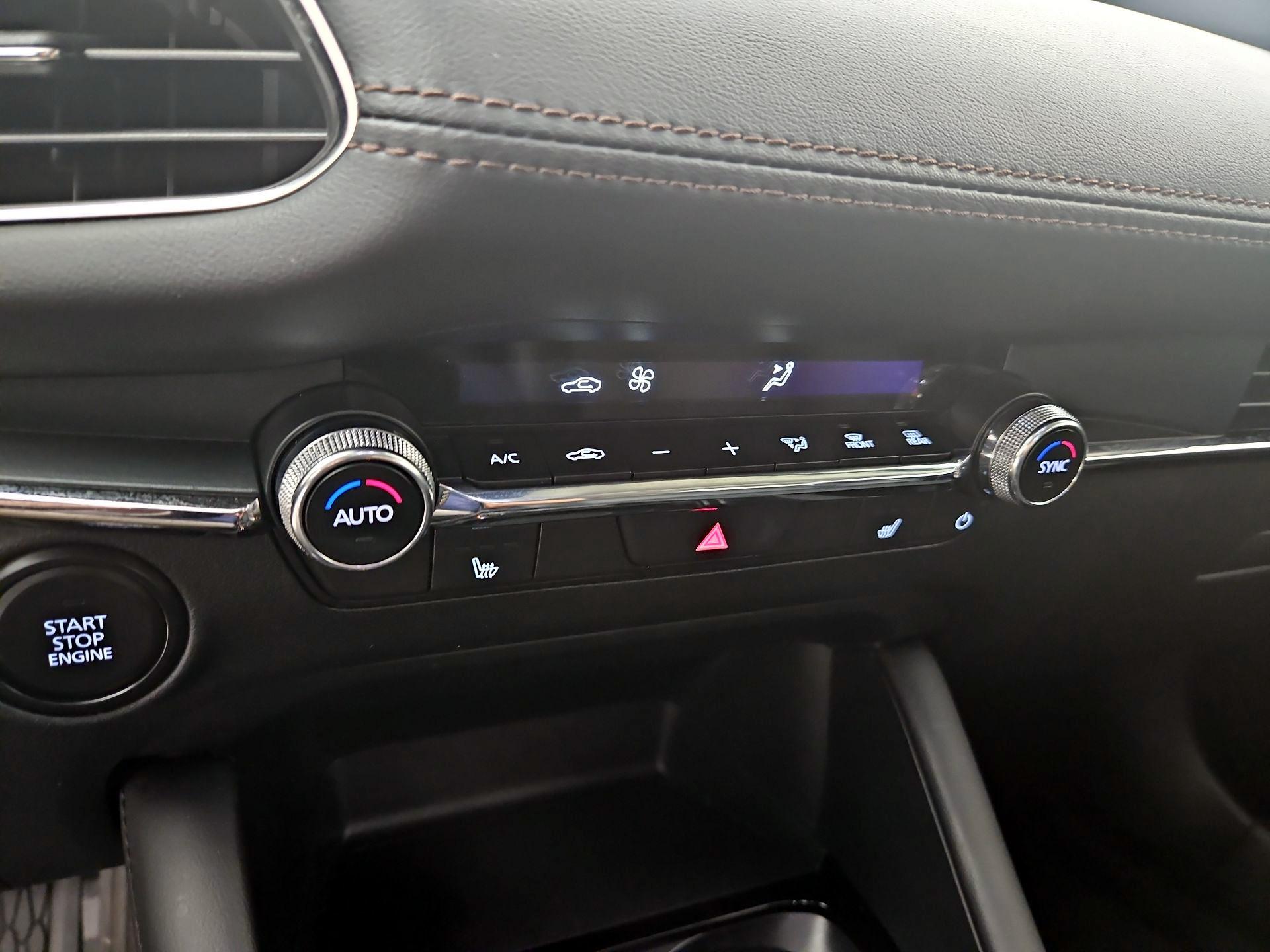 Thumbnail: 2025 Mazda Mazda3 - 17