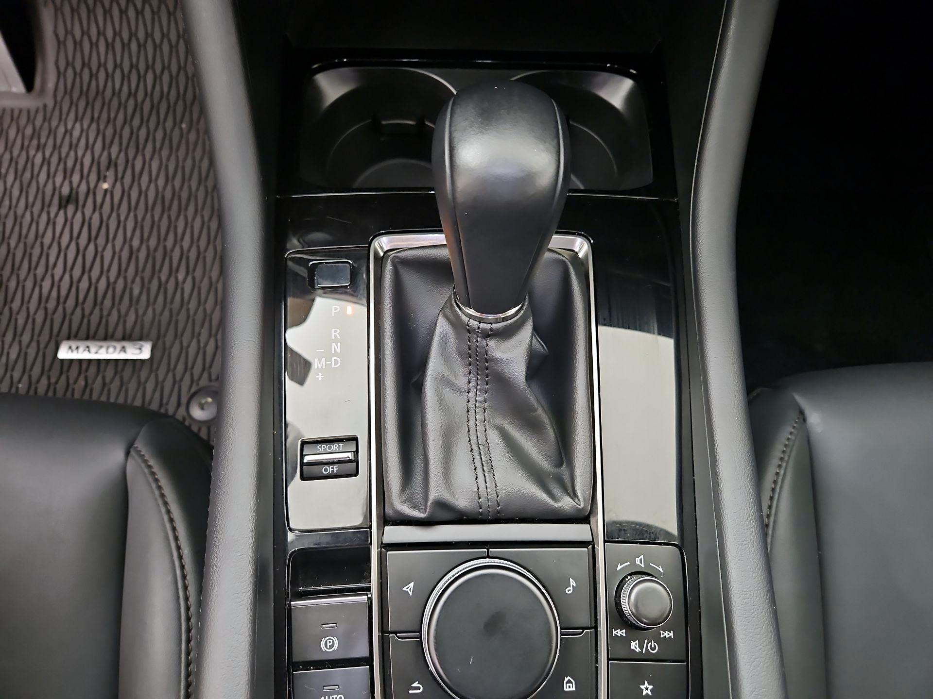 Thumbnail: 2025 Mazda Mazda3 - 18