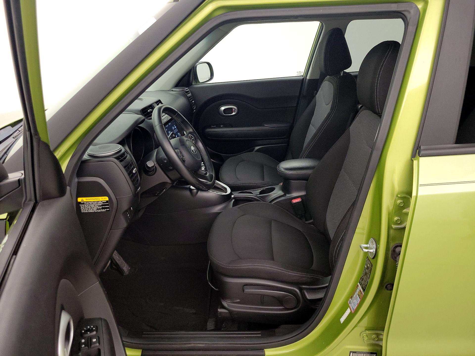 Thumbnail: 2017 Kia Soul - 11