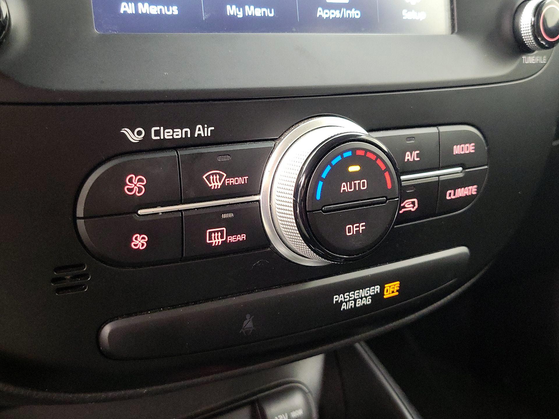 Thumbnail: 2017 Kia Soul - 16