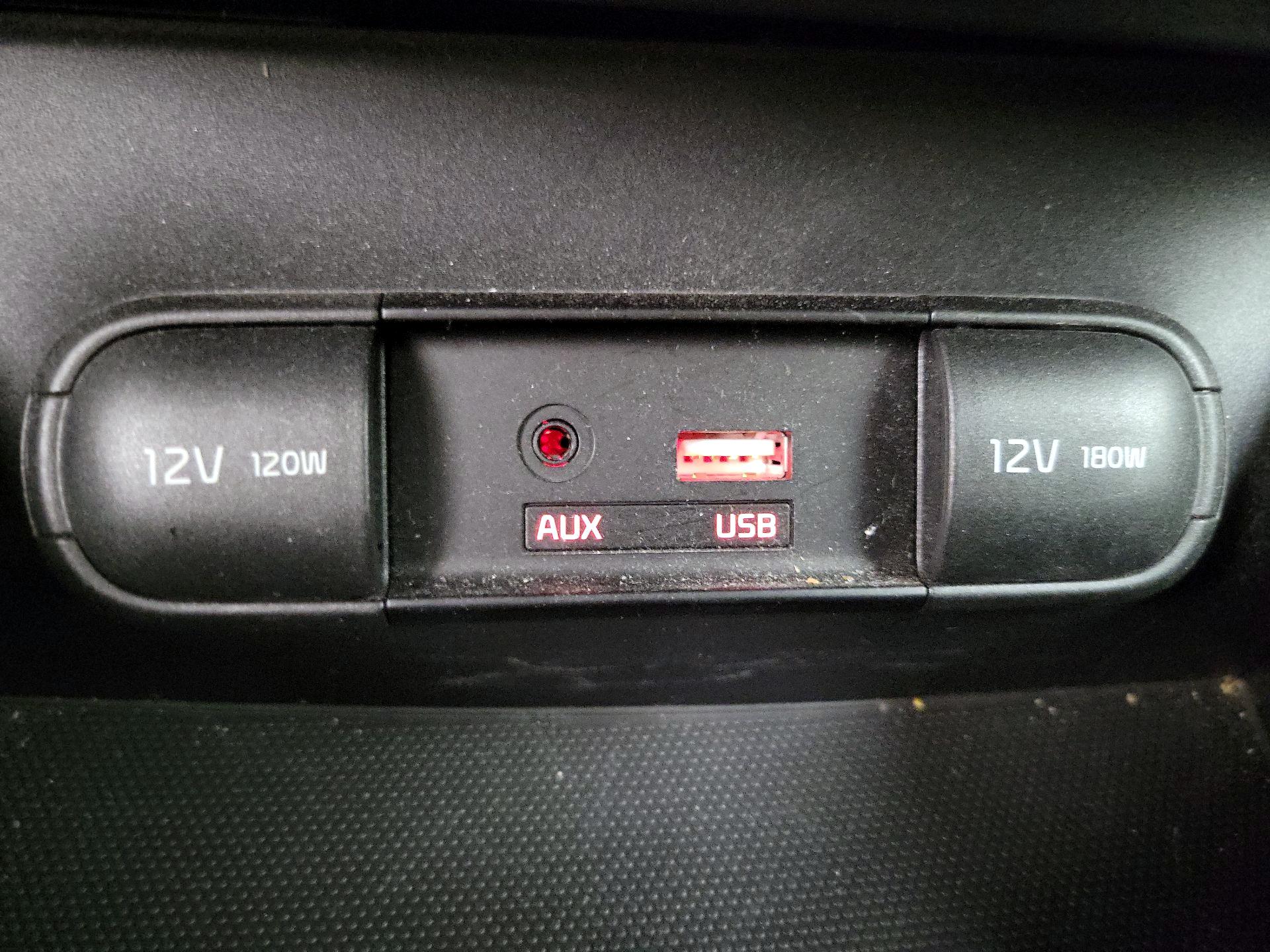 Thumbnail: 2017 Kia Soul - 18