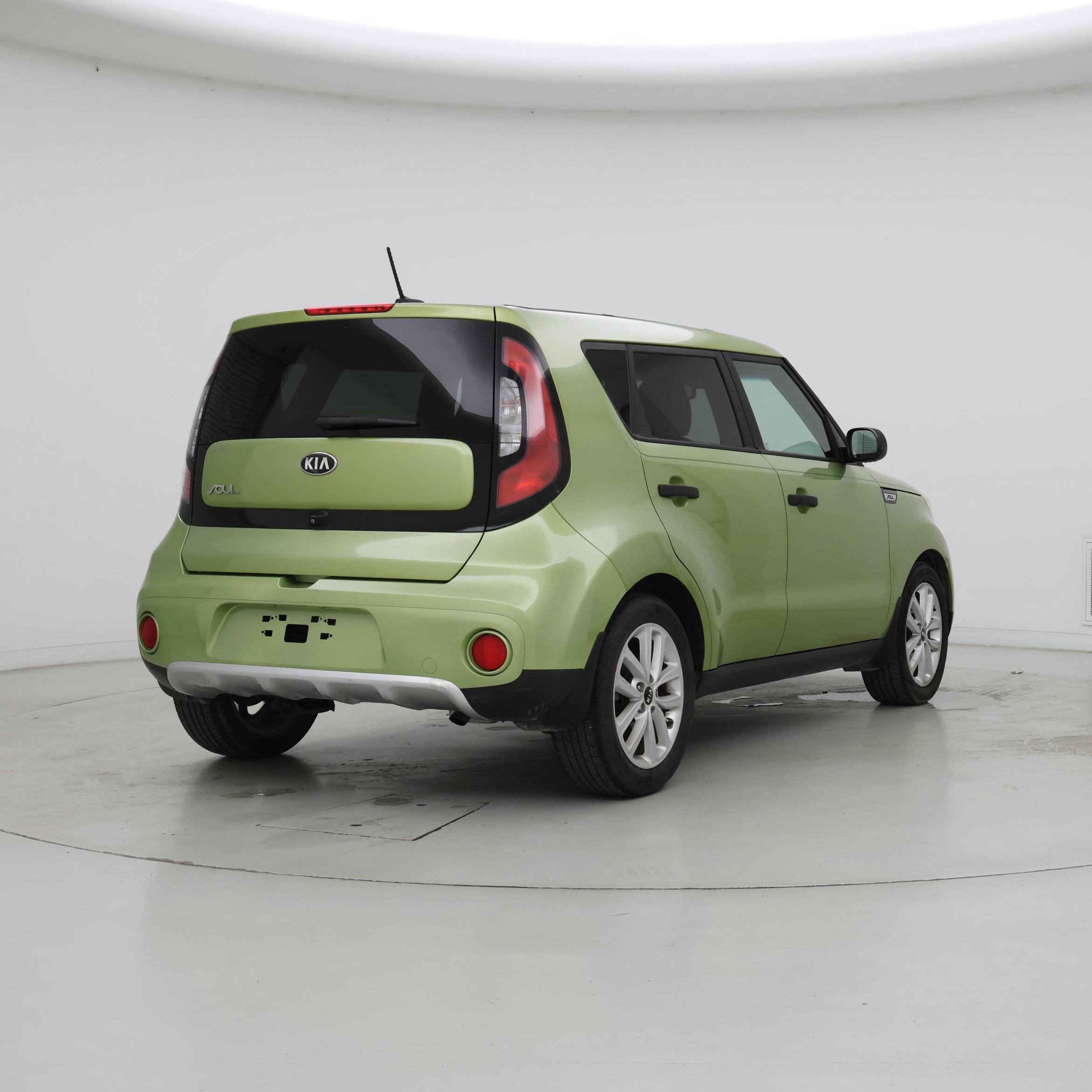 Thumbnail: 2017 Kia Soul - 8