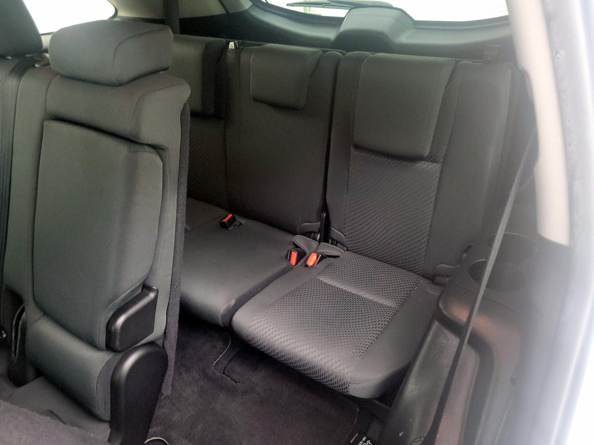 Thumbnail: 2019 Toyota Highlander - 20