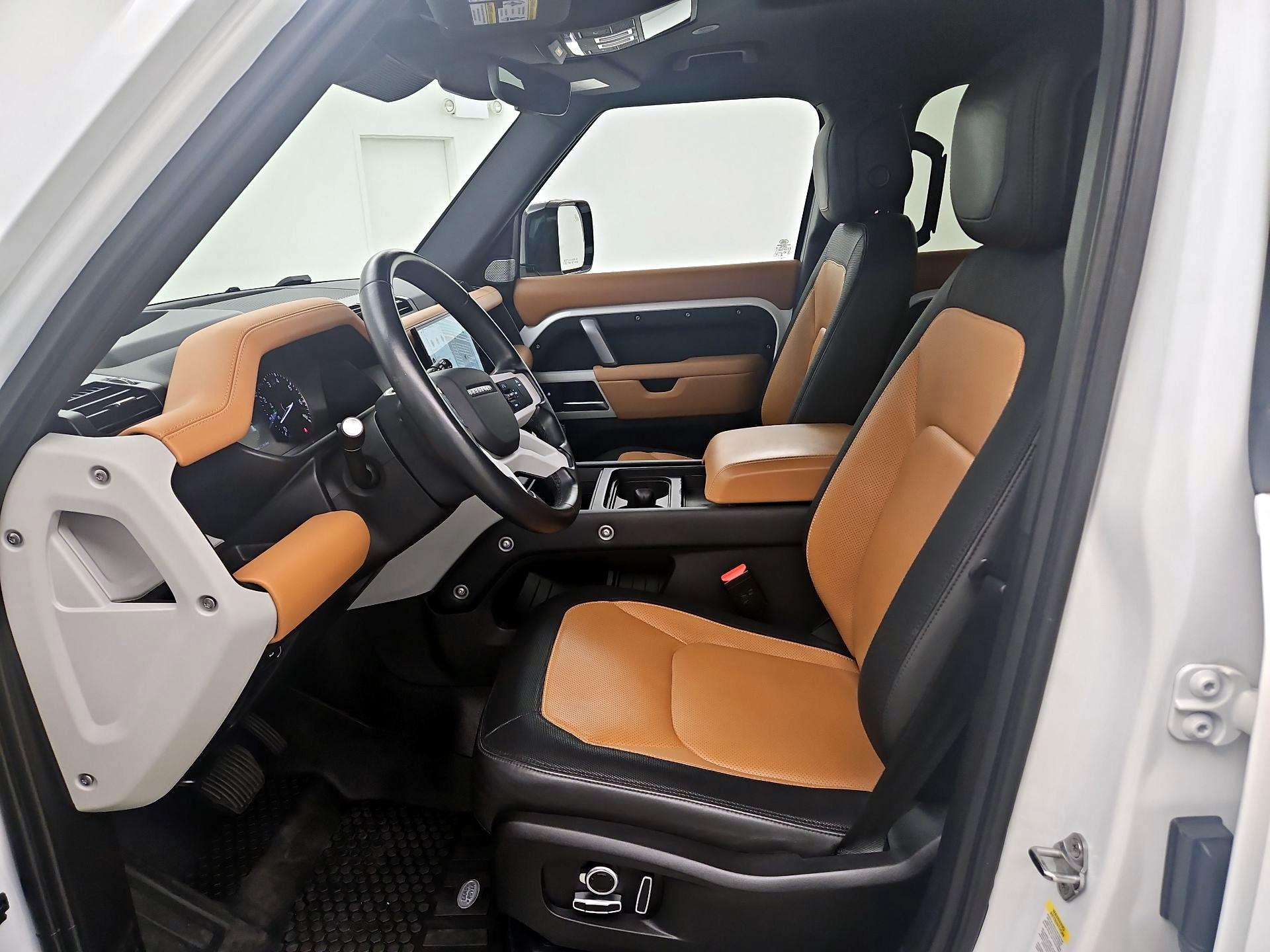 Thumbnail: 2023 Land Rover Defender - 11