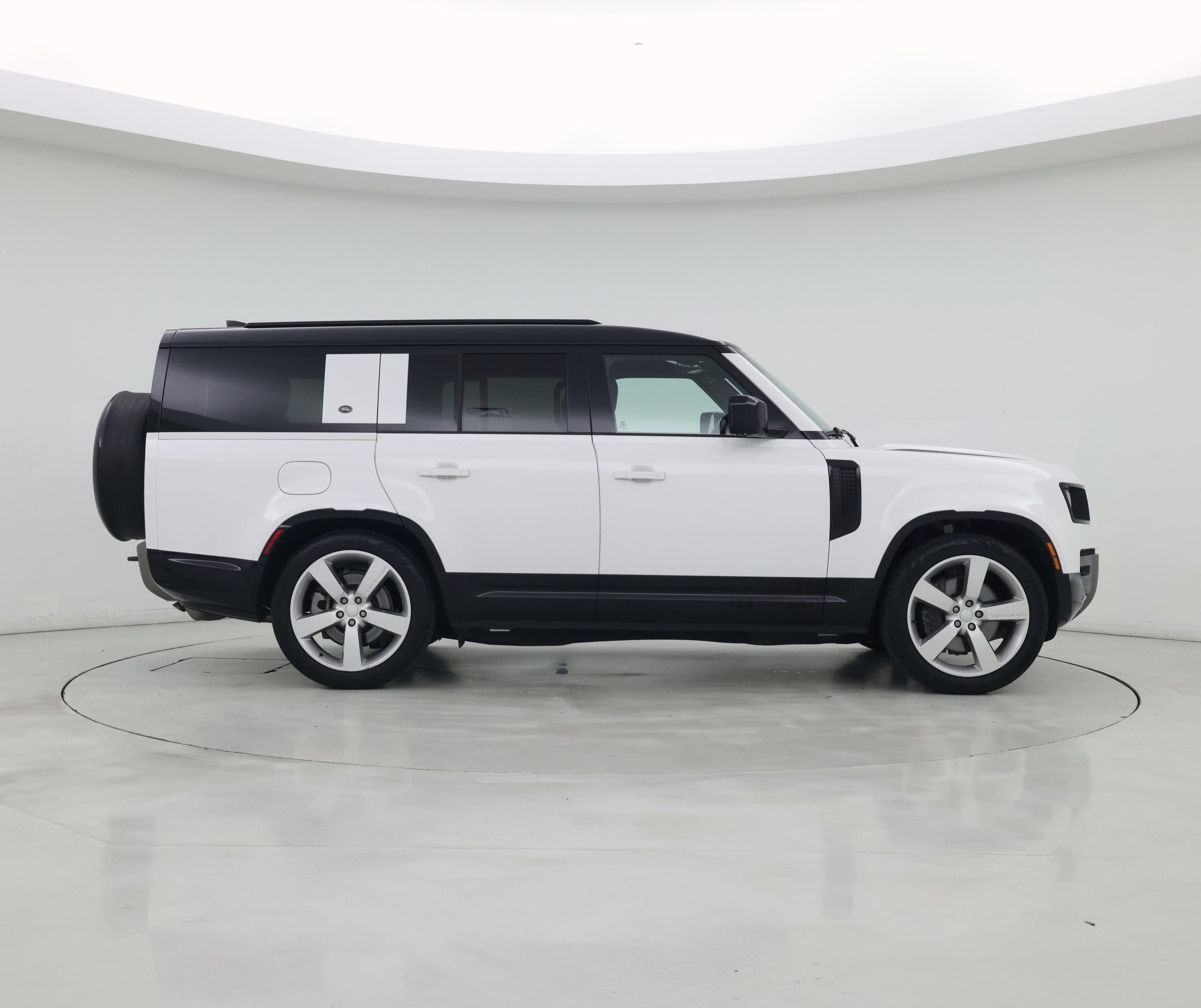 Thumbnail: 2023 Land Rover Defender - 7