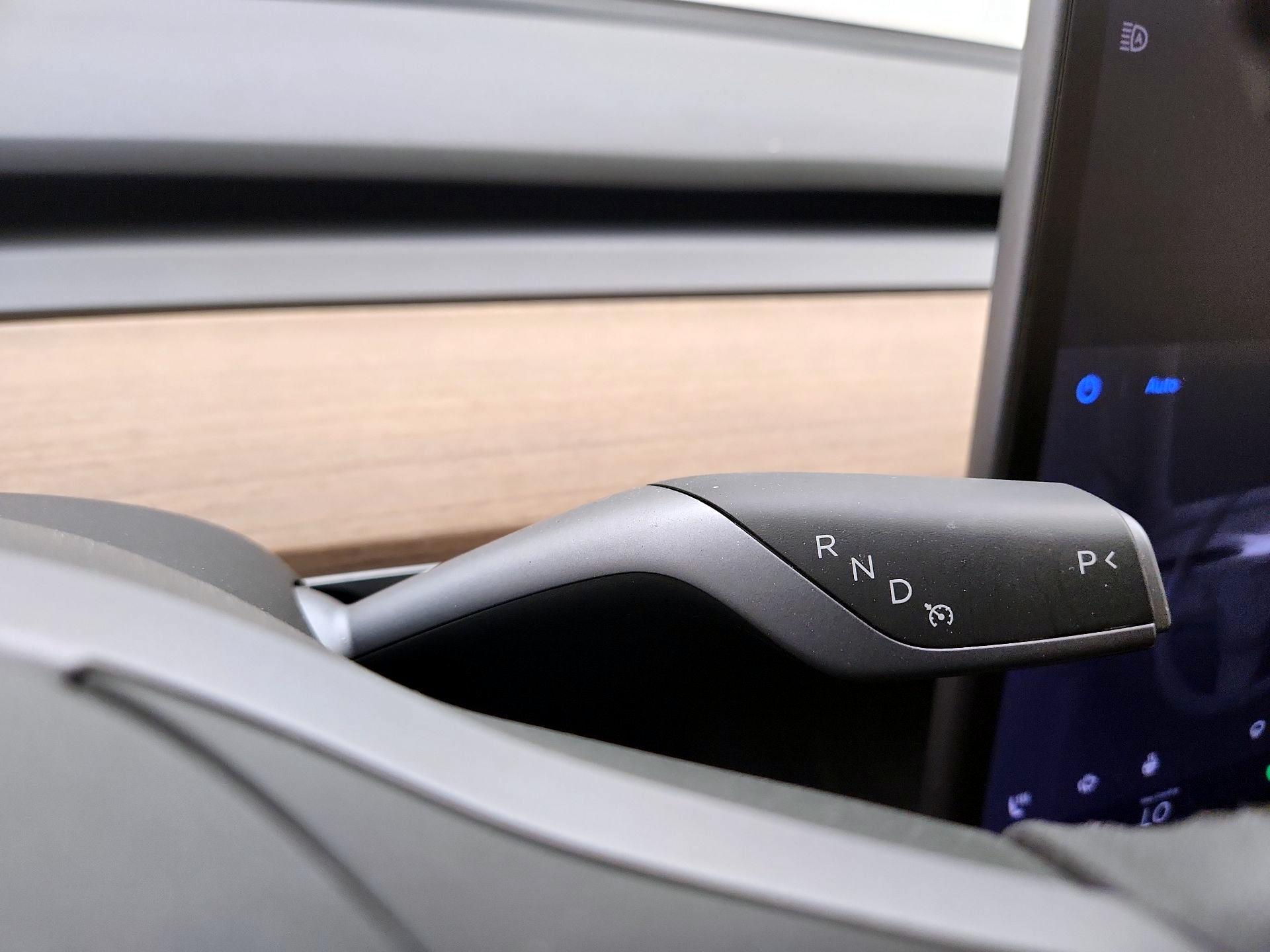 Thumbnail: 2025 Tesla Model Y - 17