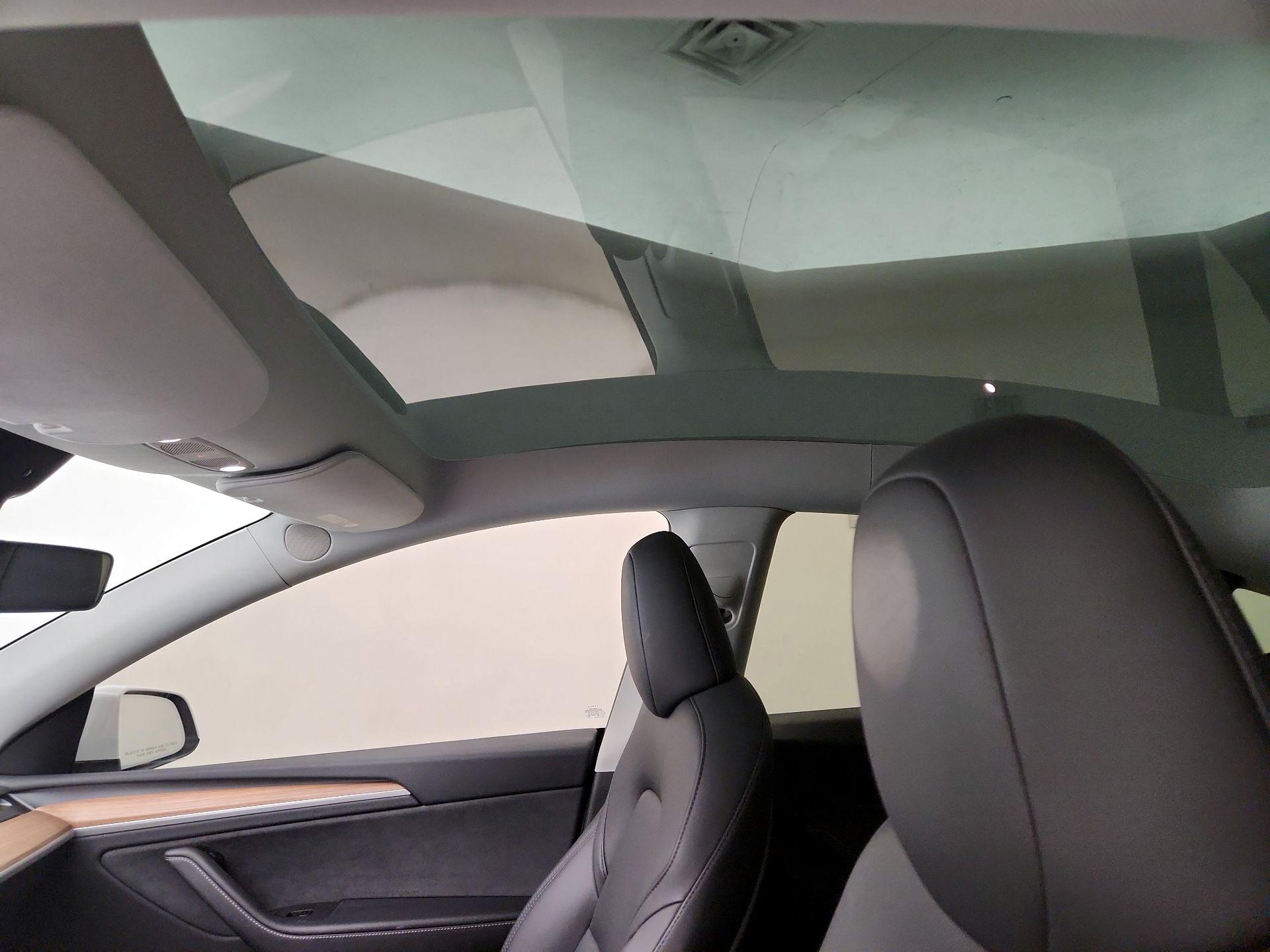 Thumbnail: 2025 Tesla Model Y - 18