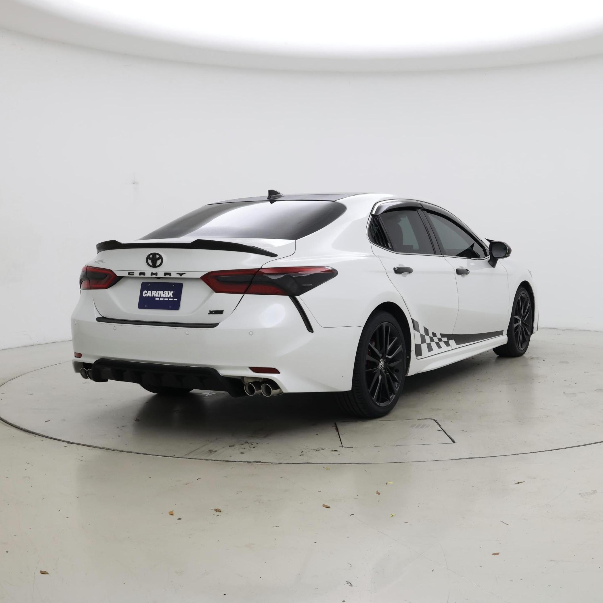 Thumbnail: 2022 Toyota Camry - 8