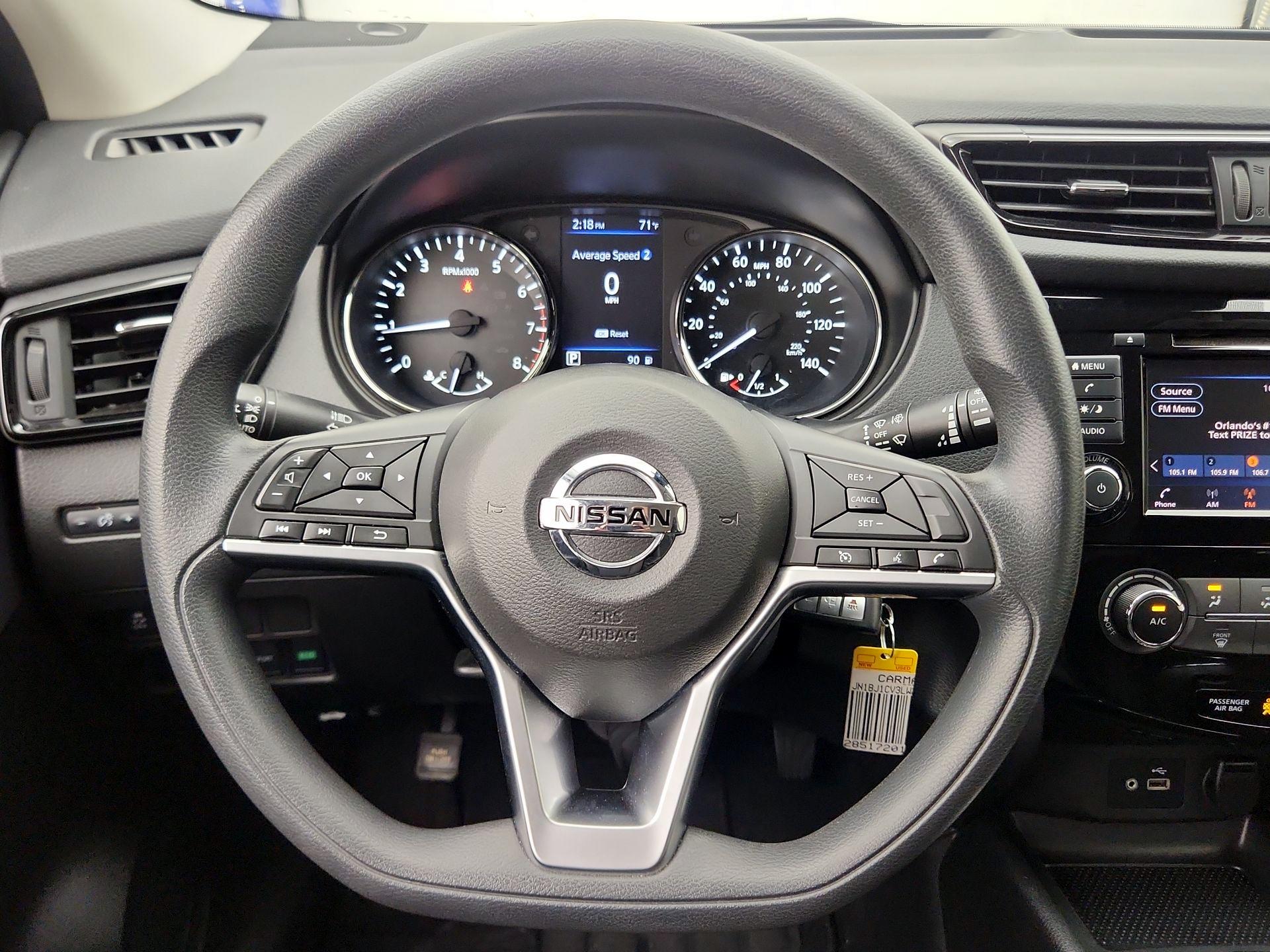 Thumbnail: 2020 Nissan Rogue Sport - 10