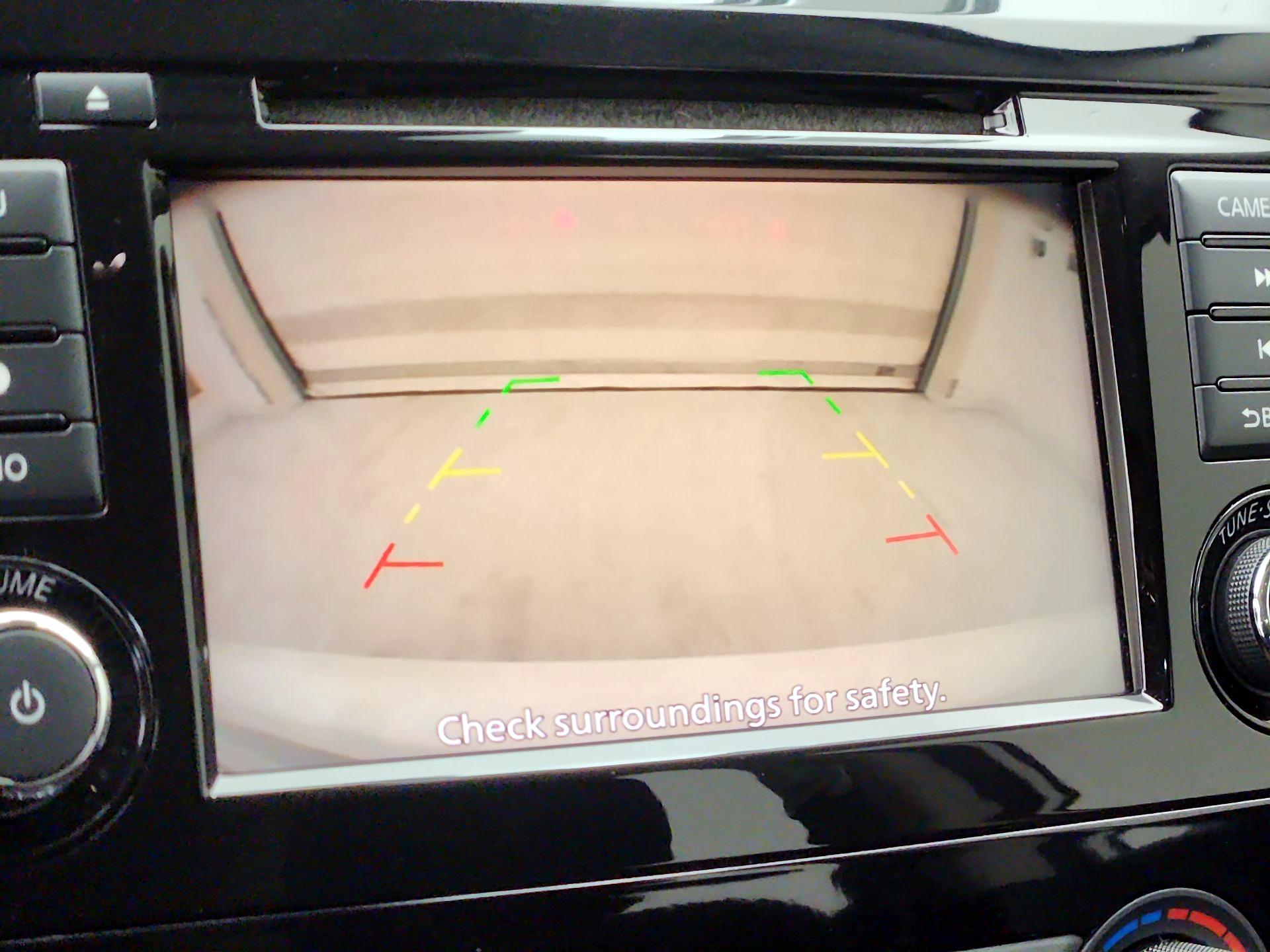 Thumbnail: 2020 Nissan Rogue Sport - 14