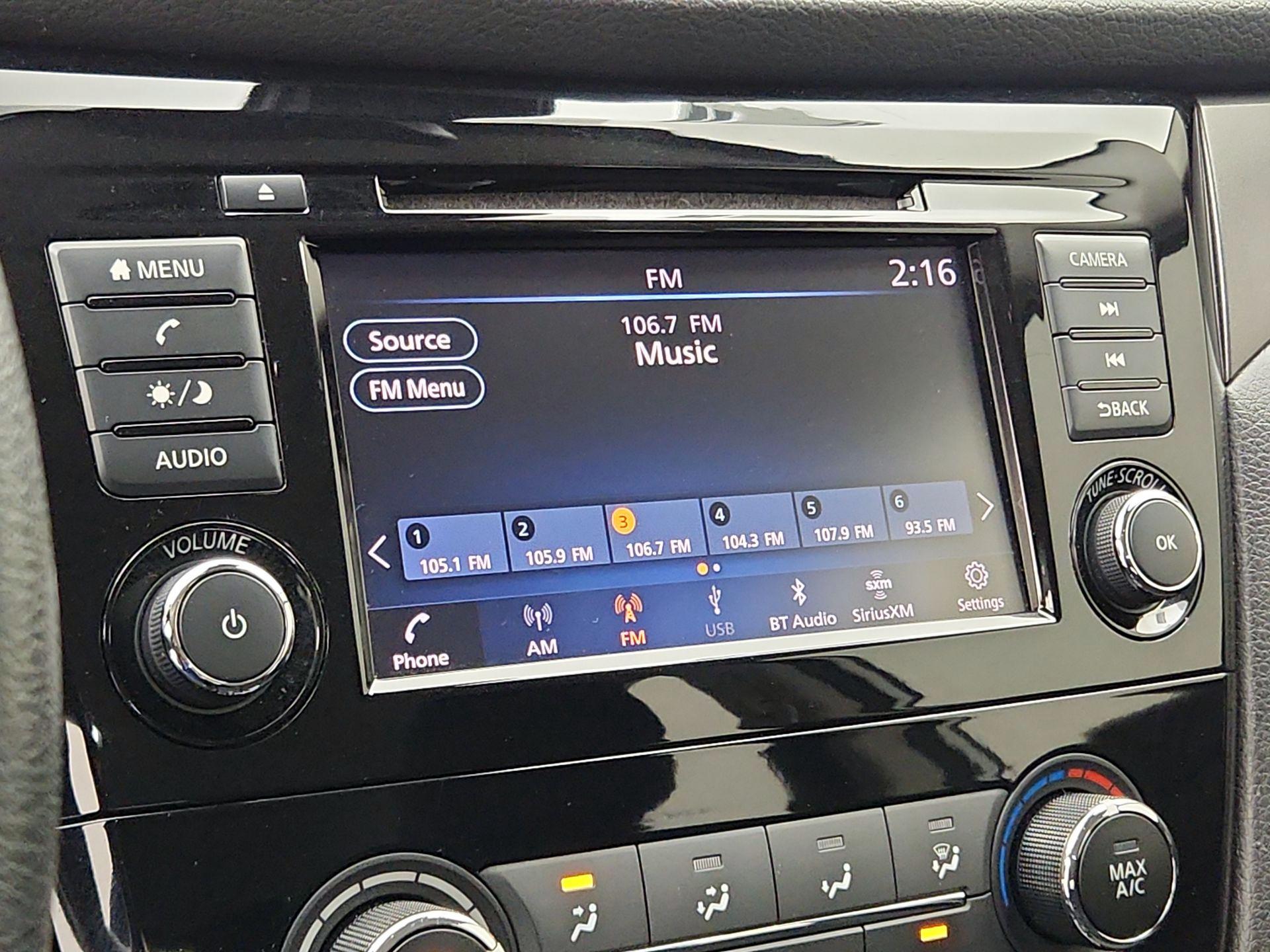 Thumbnail: 2020 Nissan Rogue Sport - 15