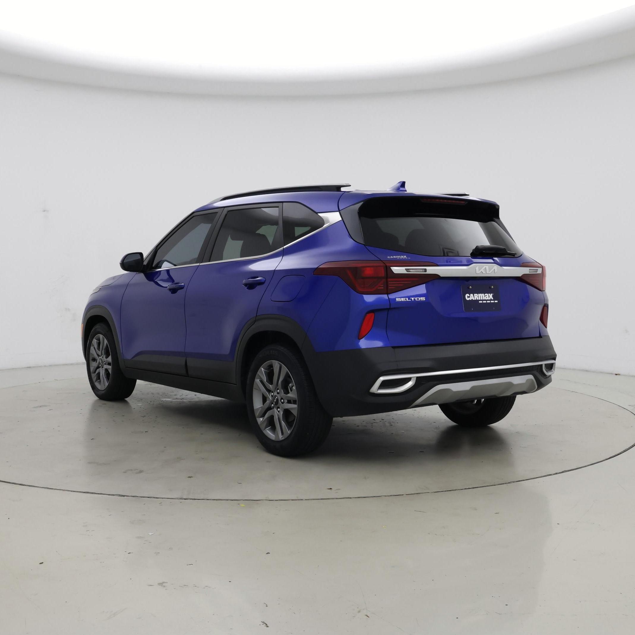 Thumbnail: 2023 Kia Seltos - 2