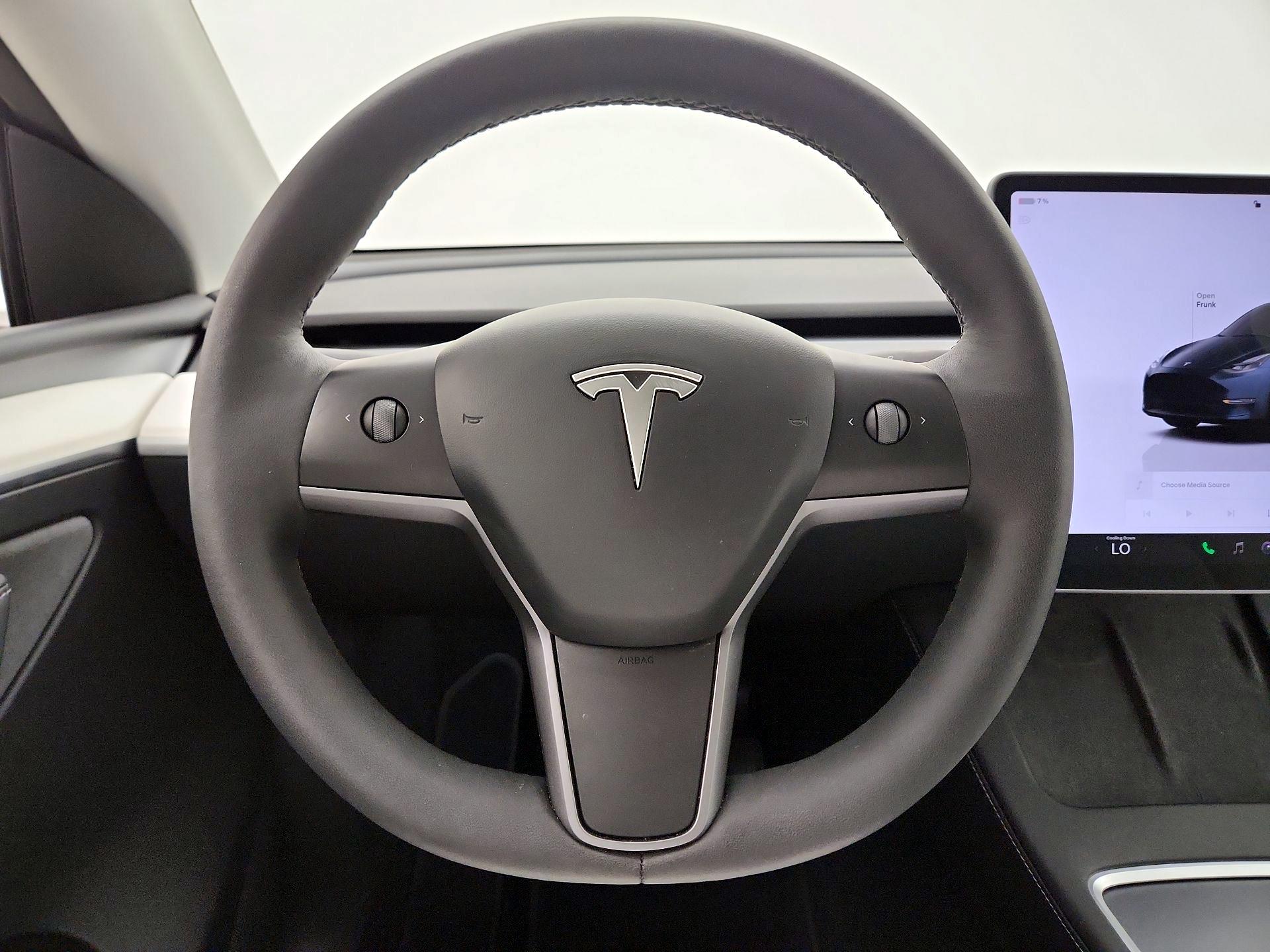 Thumbnail: 2024 Tesla Model Y - 10