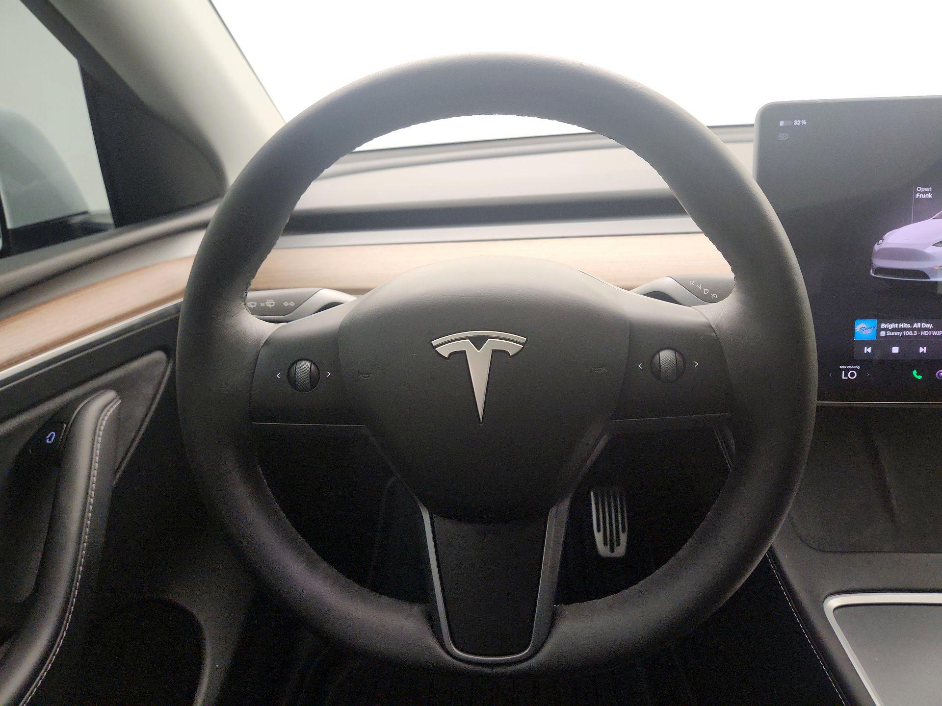 Thumbnail: 2024 Tesla Model Y - 10