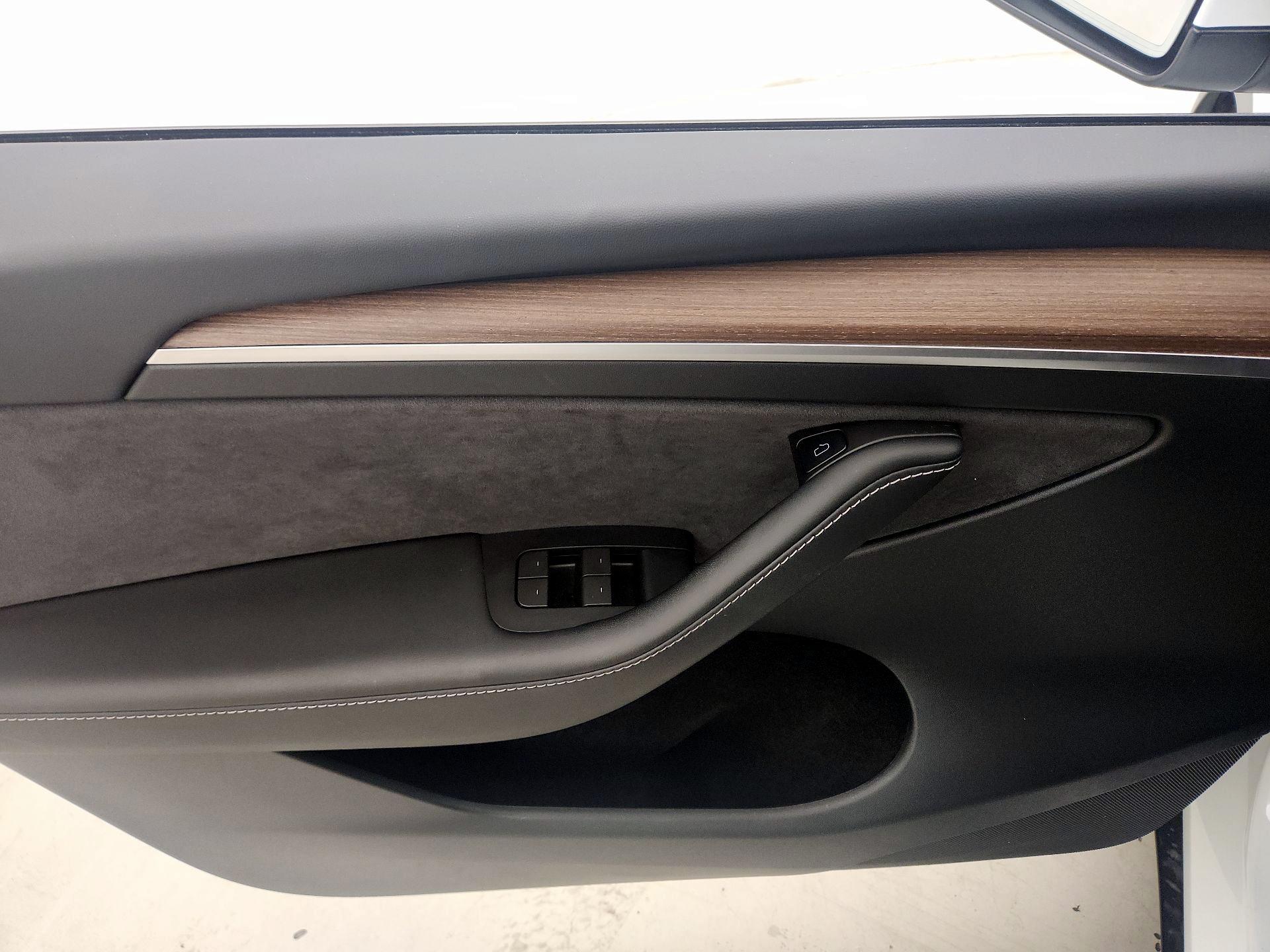 Thumbnail: 2024 Tesla Model Y - 12