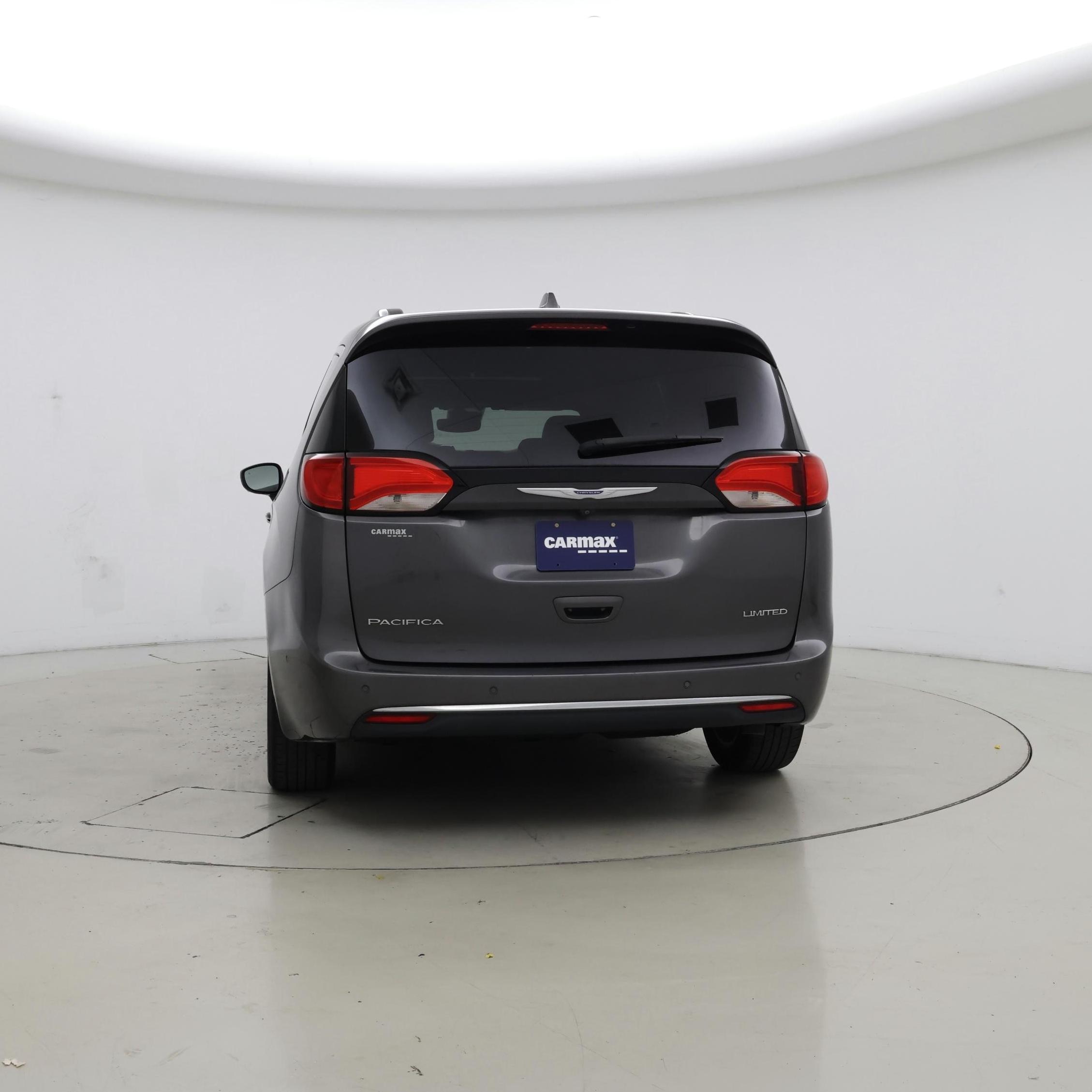 Thumbnail: 2020 Chrysler Pacifica - 6