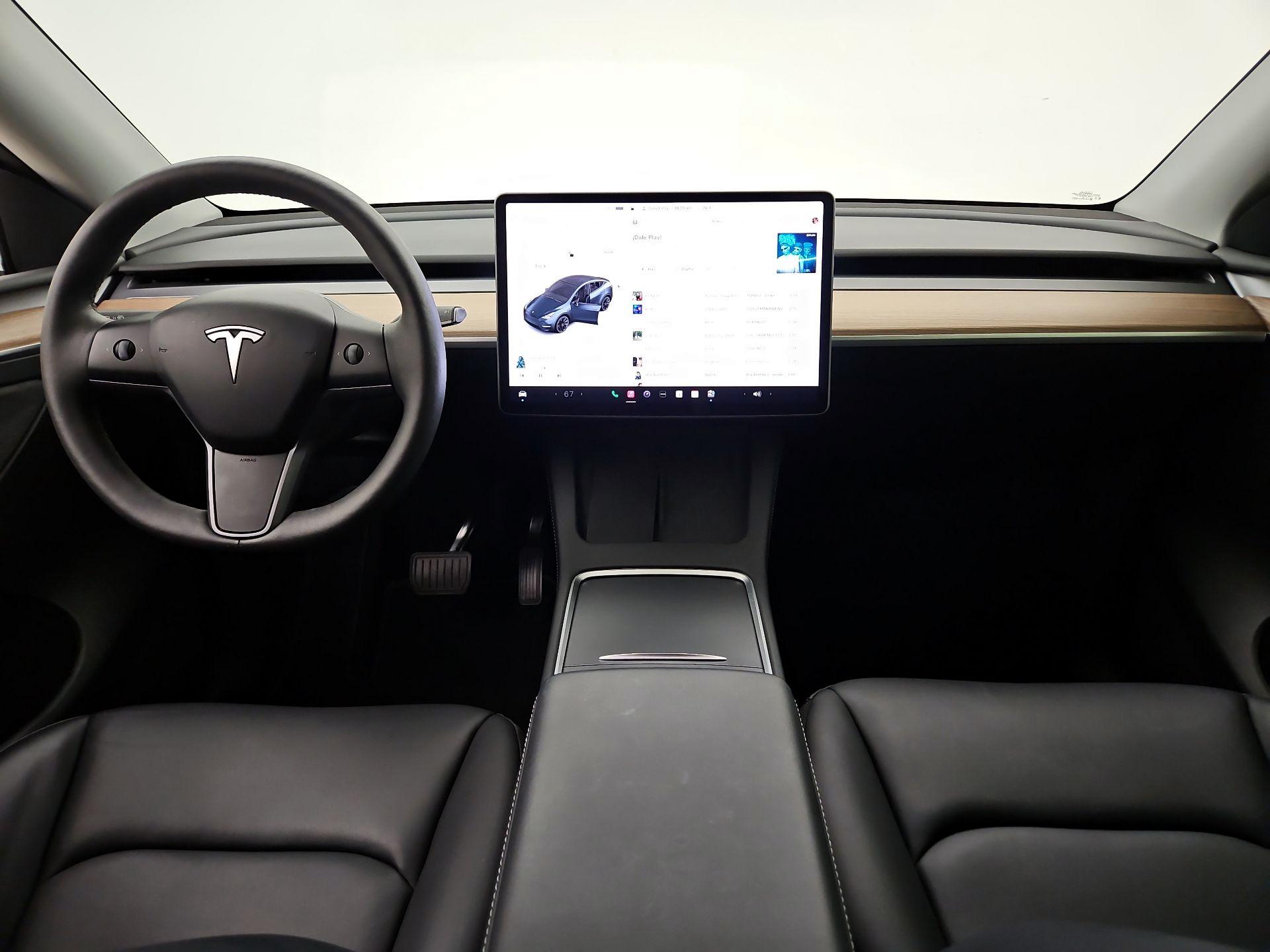 Thumbnail: 2024 Tesla Model Y - 9