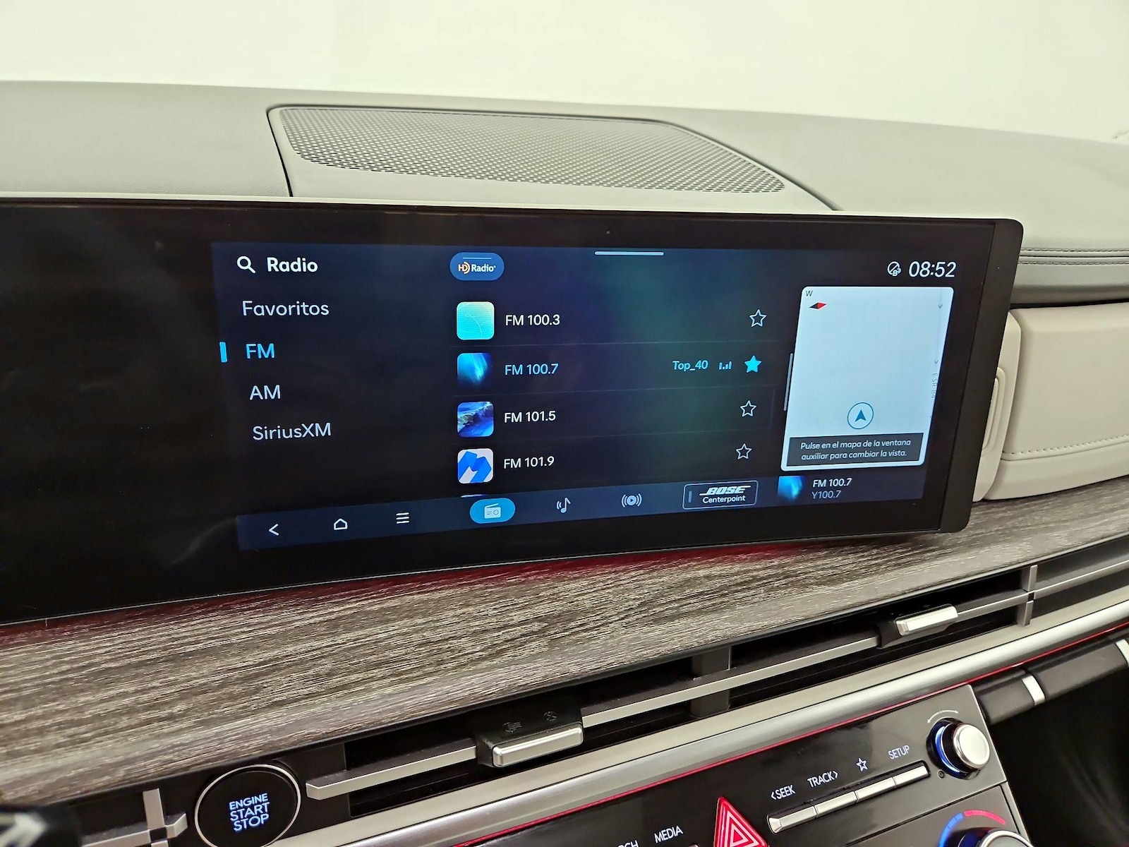 2024 Hyundai Santa Fe Limited - Photo 17