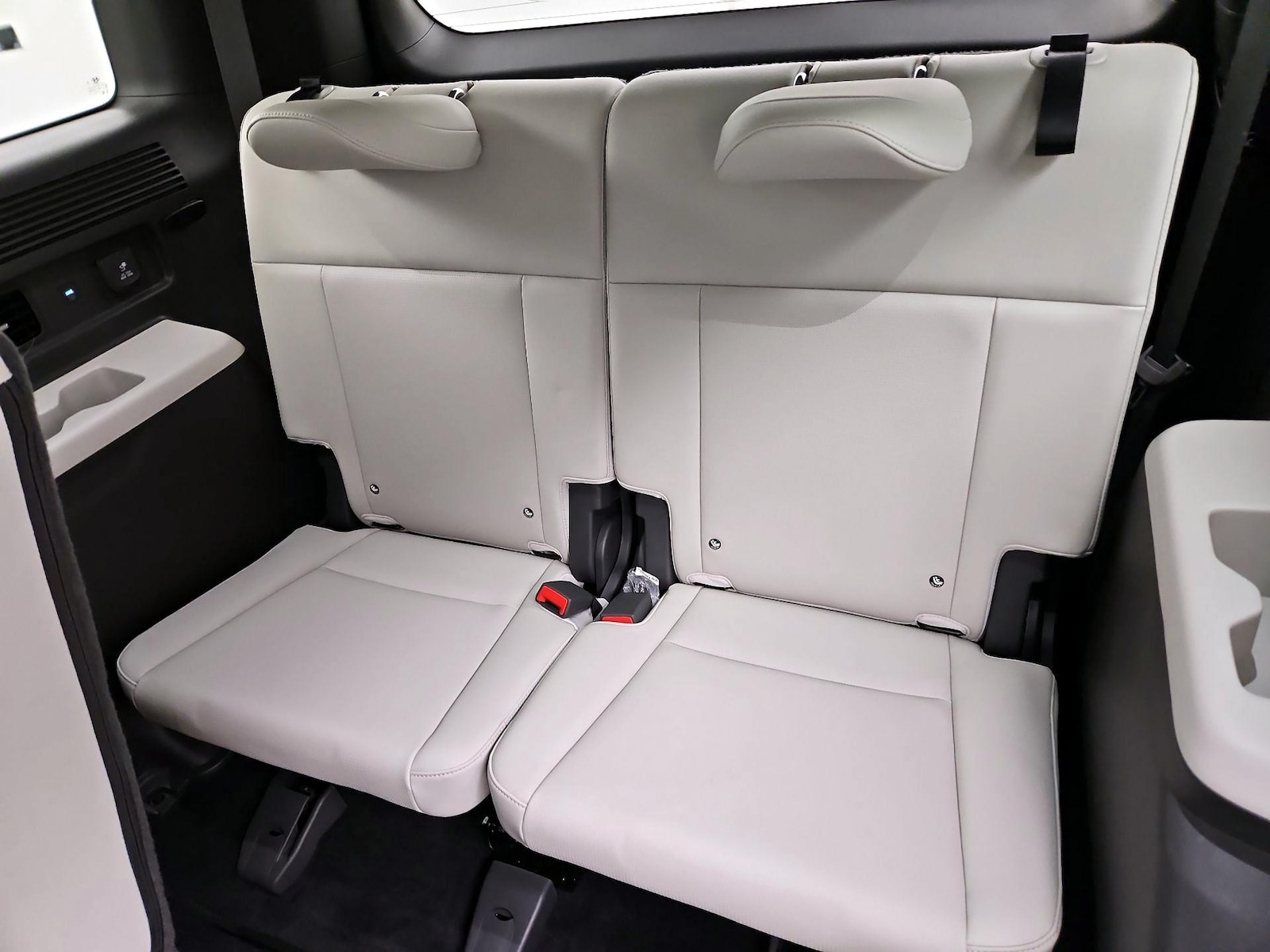2024 Hyundai Santa Fe Limited - Photo 23