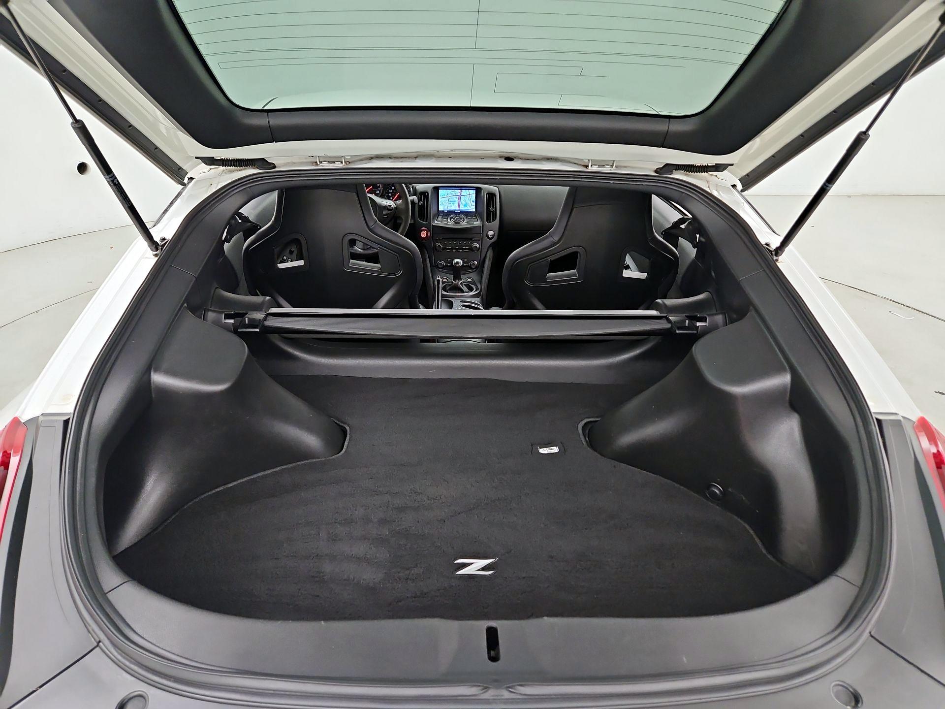 Thumbnail: 2020 Nissan Z - 20