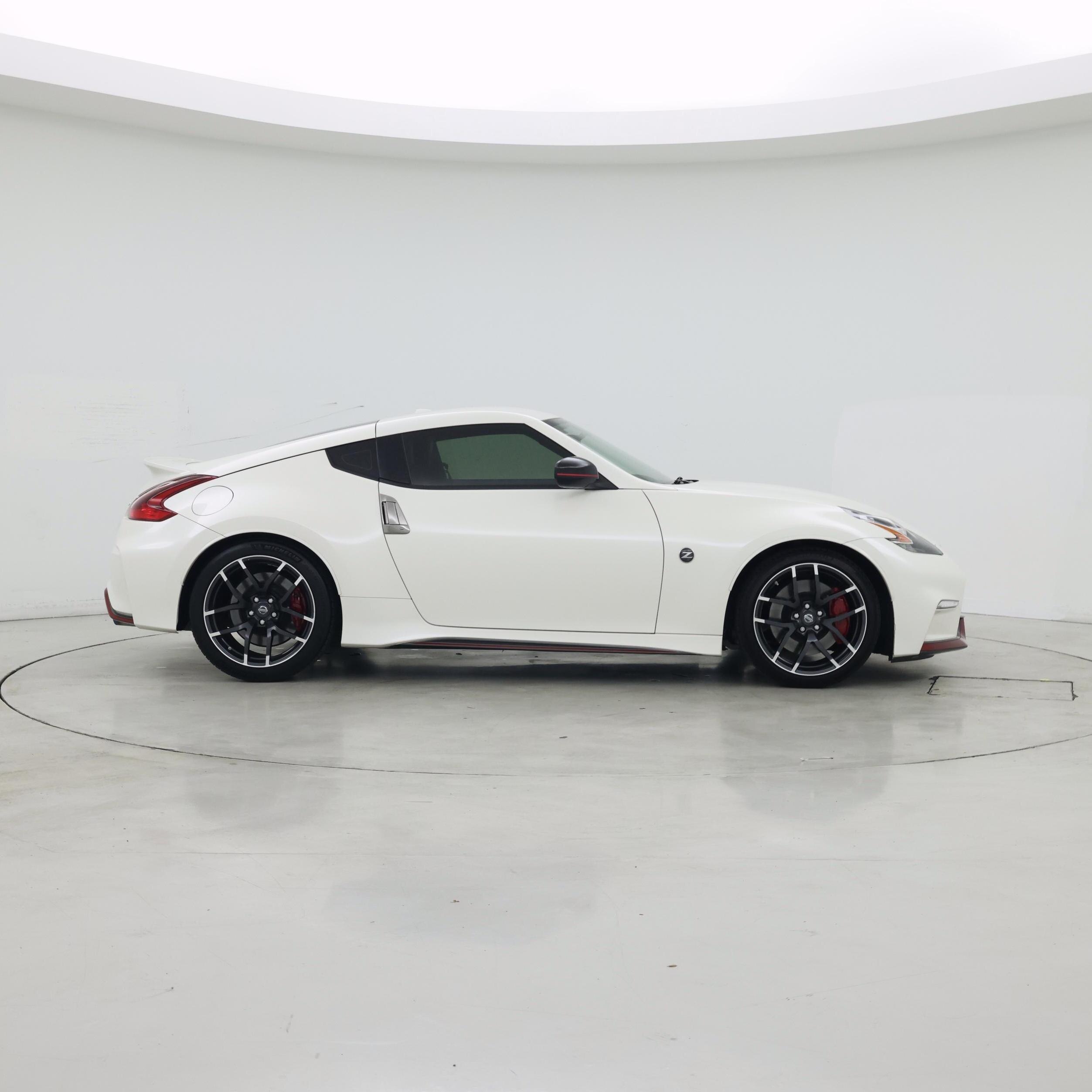 Thumbnail: 2020 Nissan Z - 7