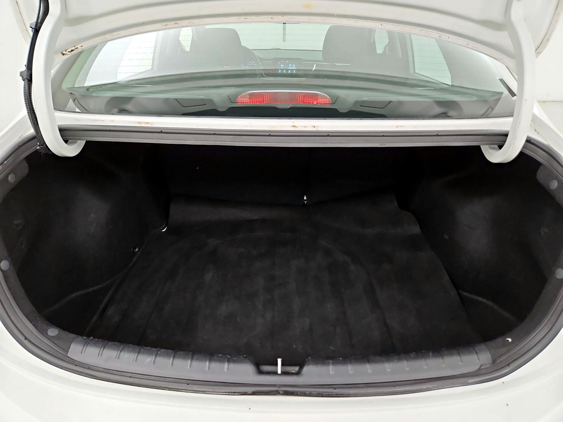 Thumbnail: 2019 Kia Rio - 20