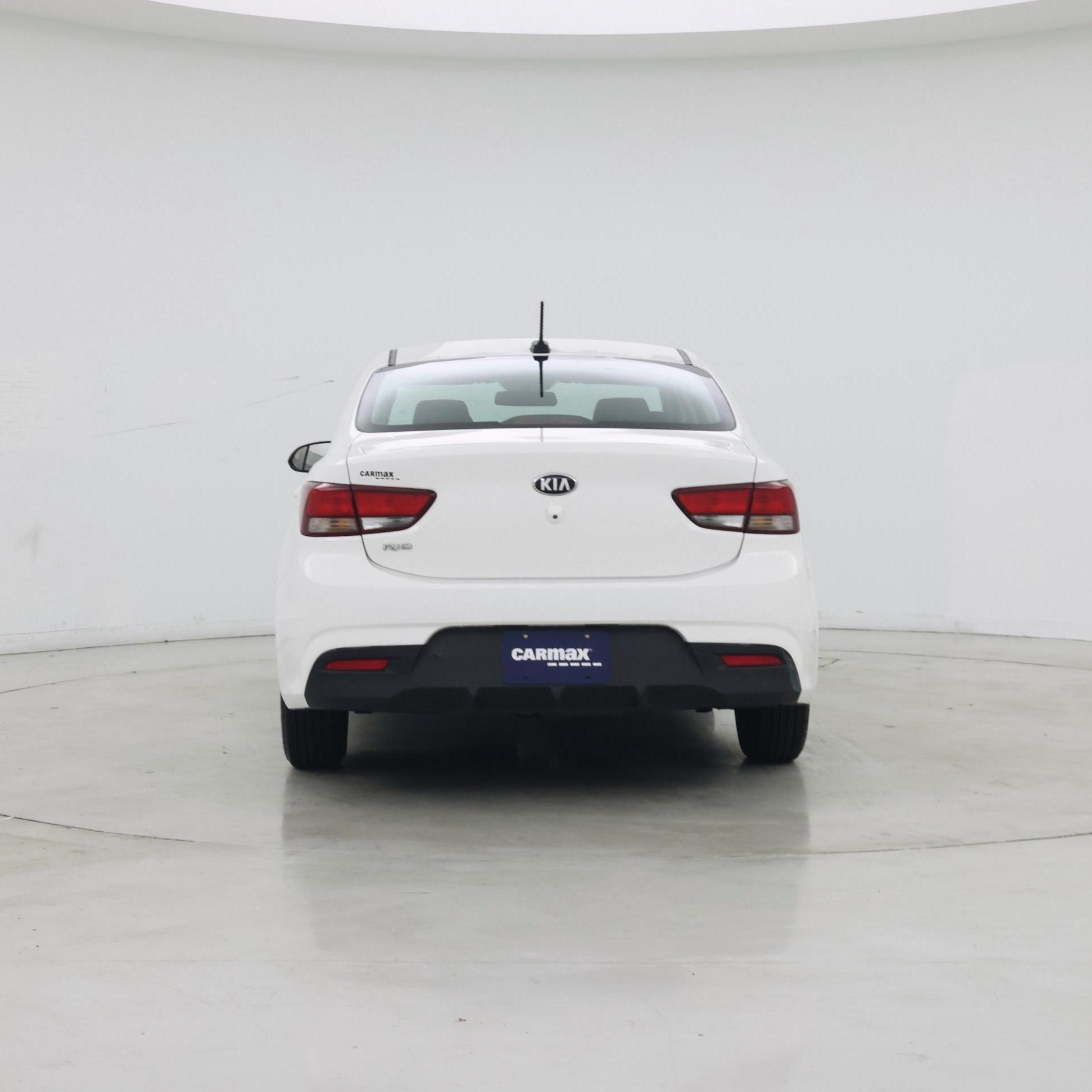 Thumbnail: 2019 Kia Rio - 6