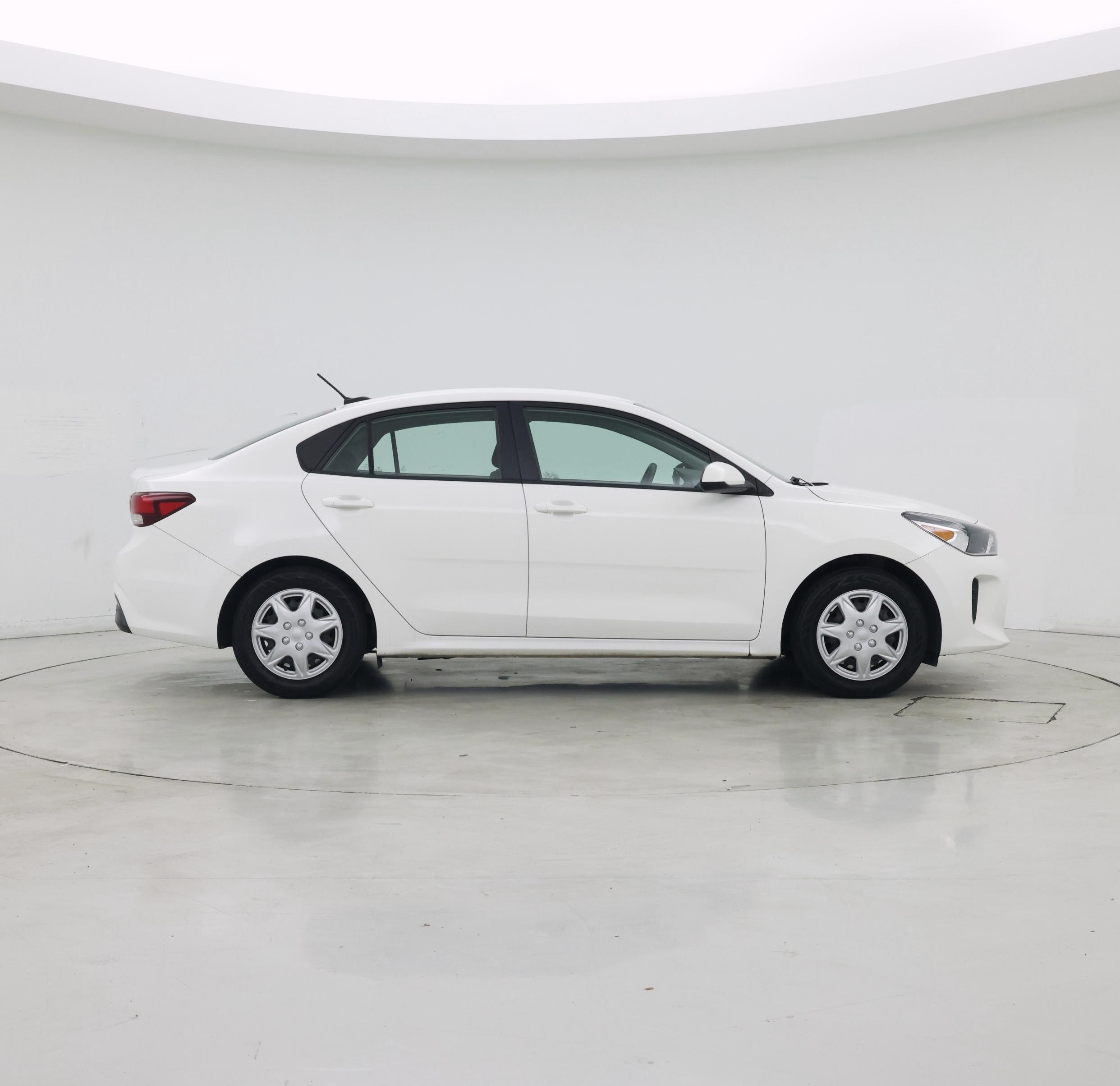 Thumbnail: 2019 Kia Rio - 7