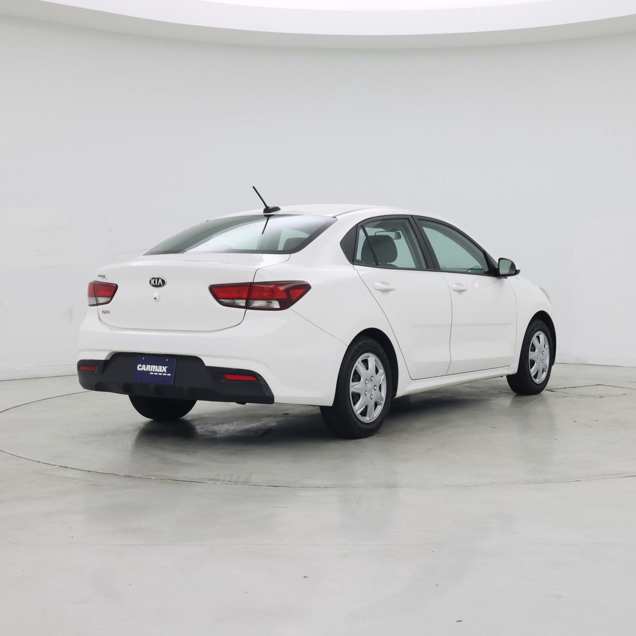 Thumbnail: 2019 Kia Rio - 8