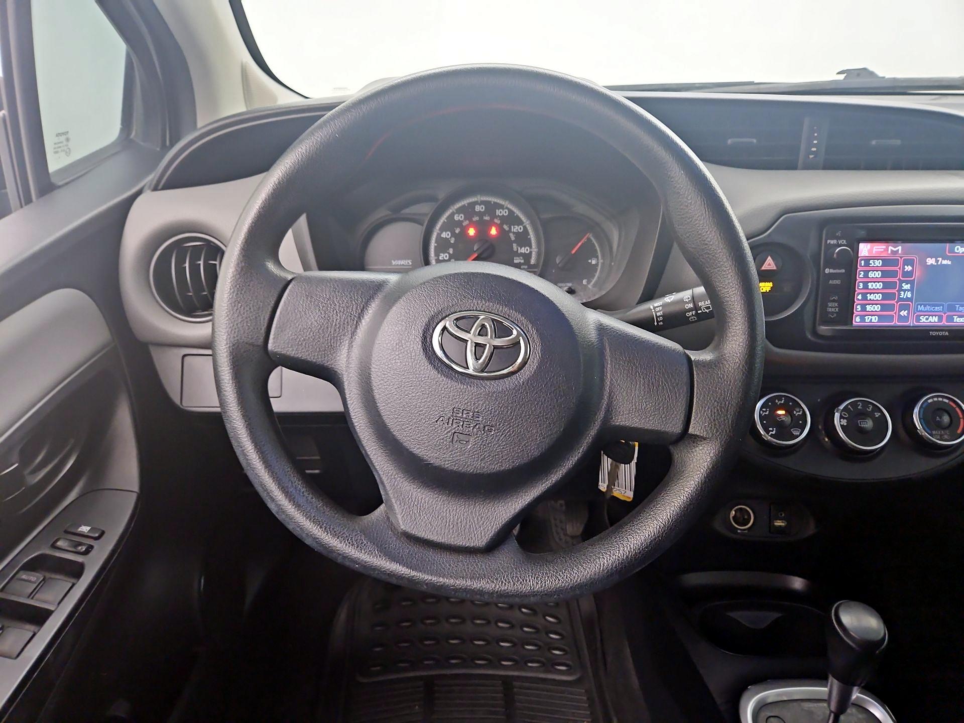 Thumbnail: 2015 Toyota Yaris - 10
