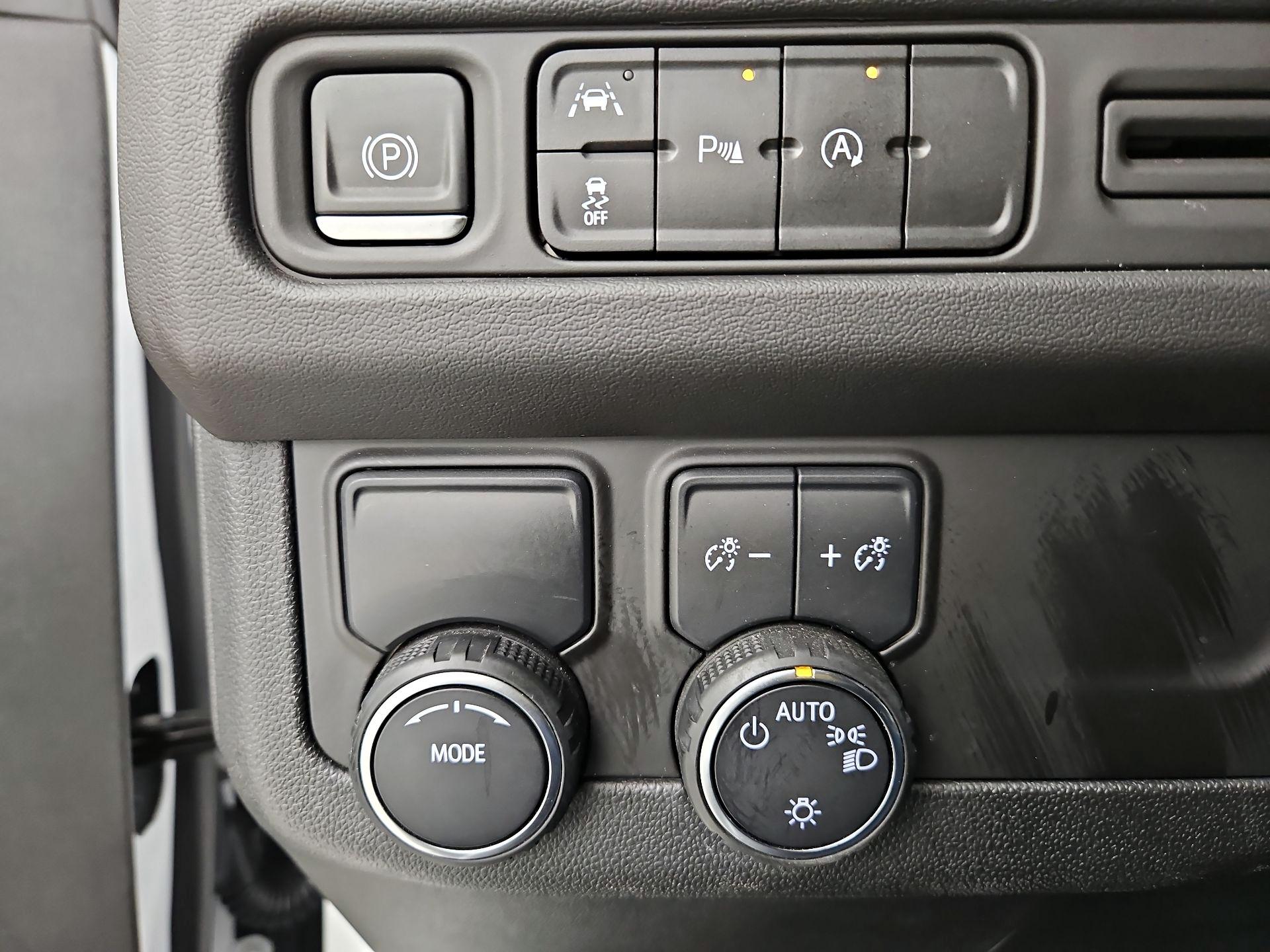 Thumbnail: 2023 Chevrolet Tahoe - 13