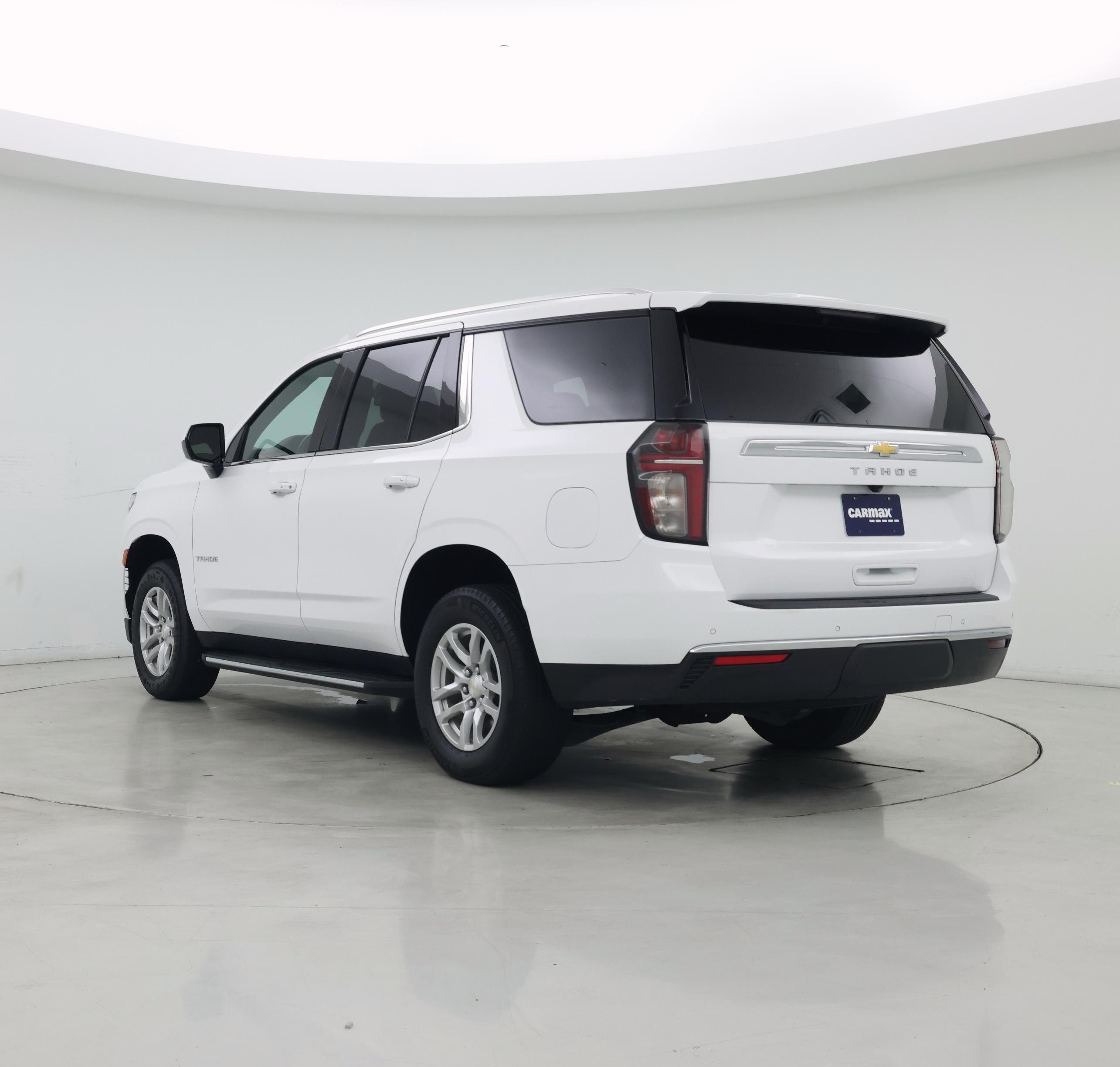 Thumbnail: 2023 Chevrolet Tahoe - 2