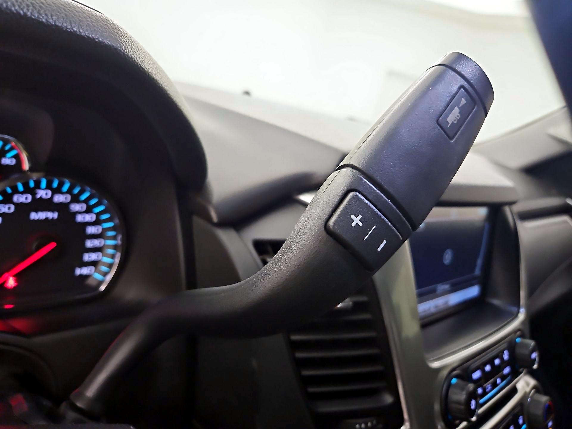 Thumbnail: 2019 Chevrolet Tahoe - 16