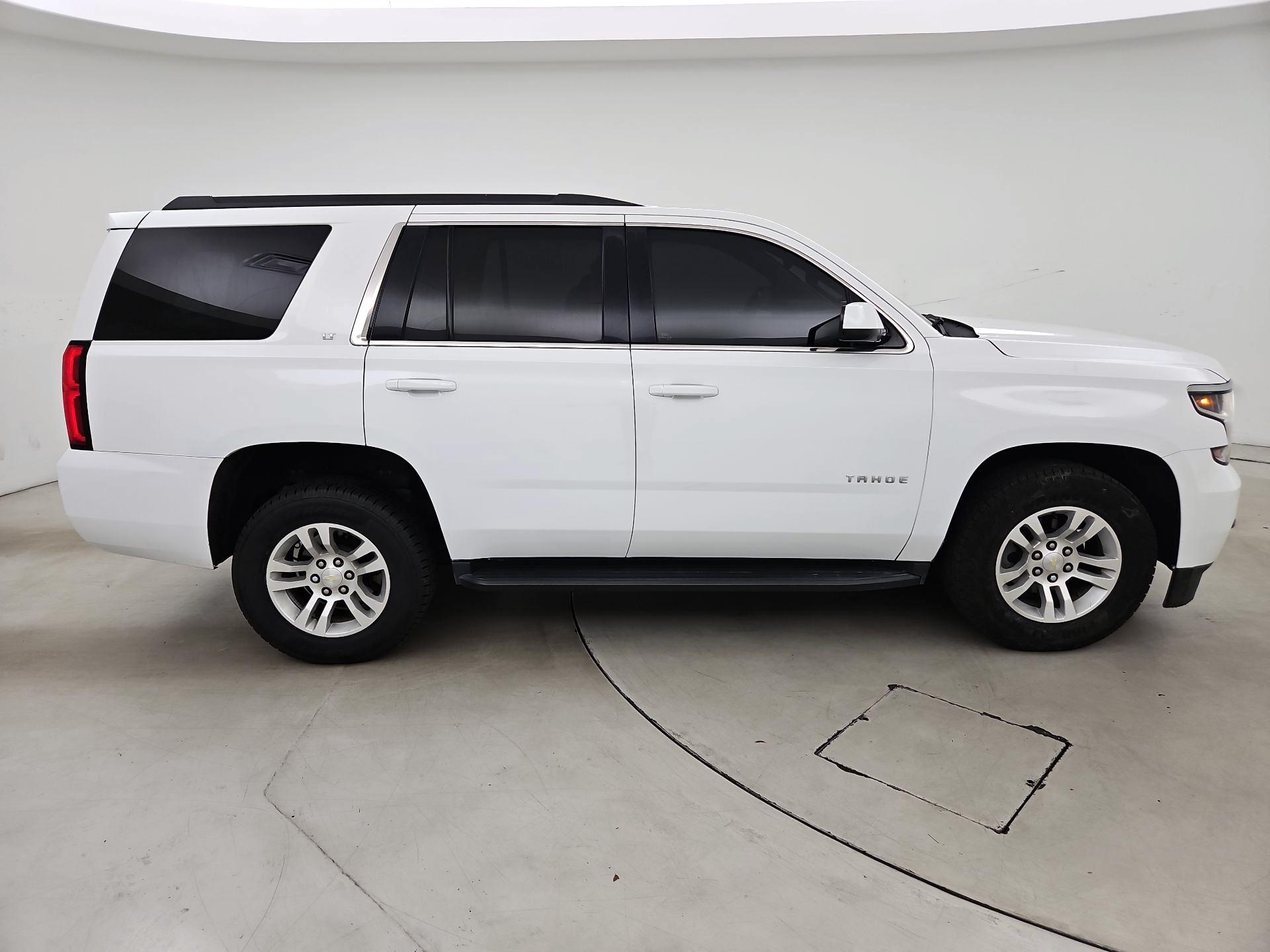 Thumbnail: 2019 Chevrolet Tahoe - 4