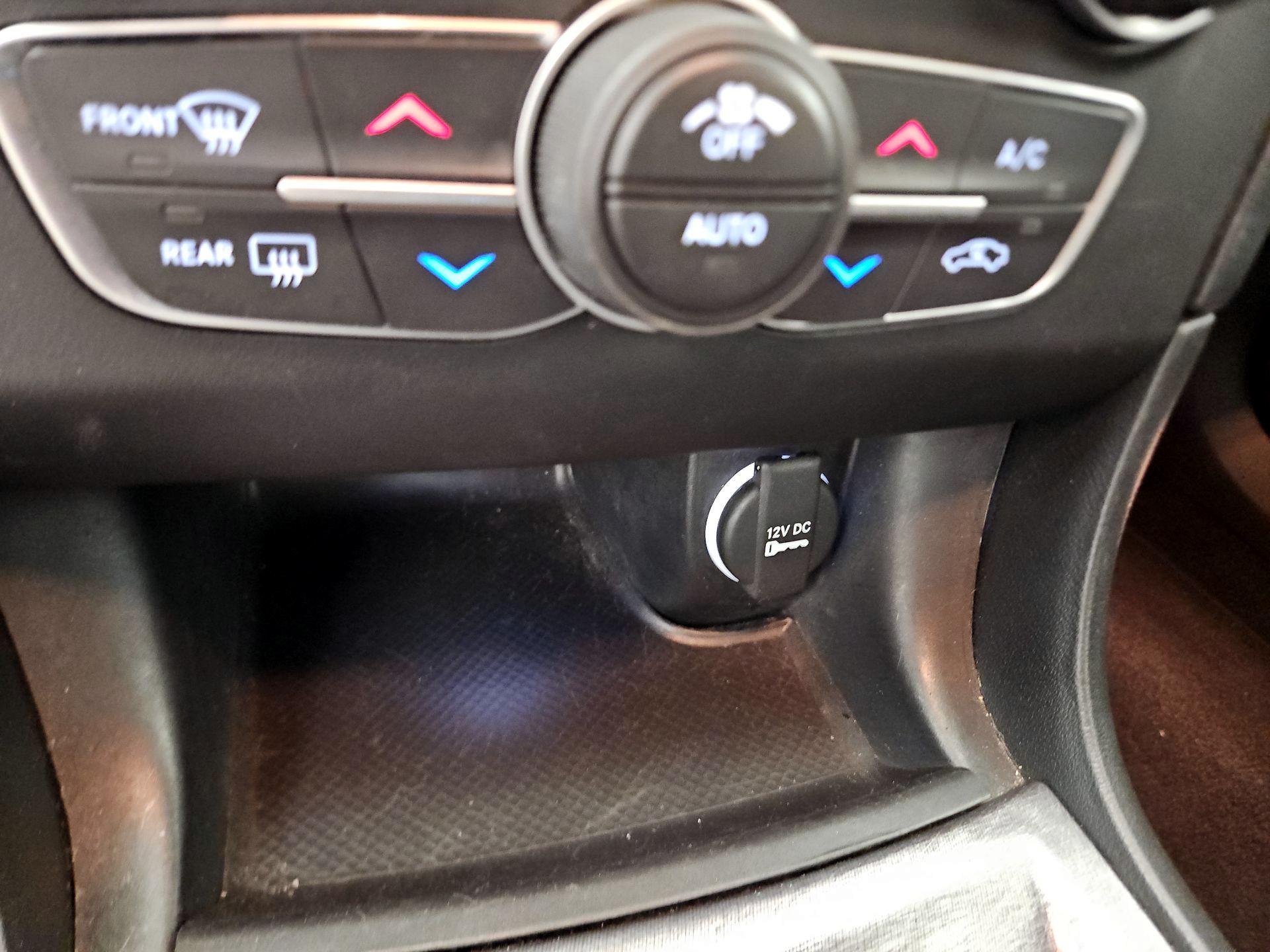 Thumbnail: 2023 Dodge Charger - 18