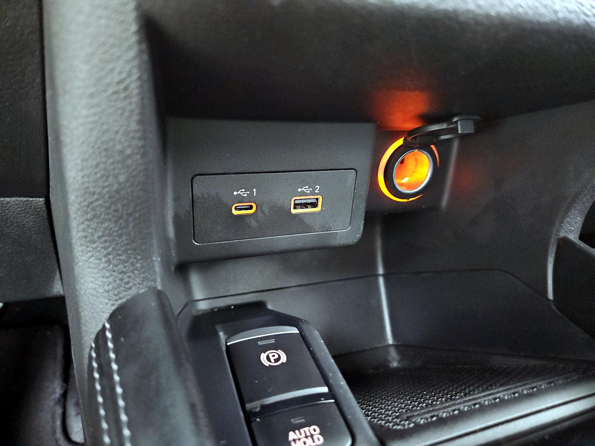 Thumbnail: 2021 Nissan Kicks - 18