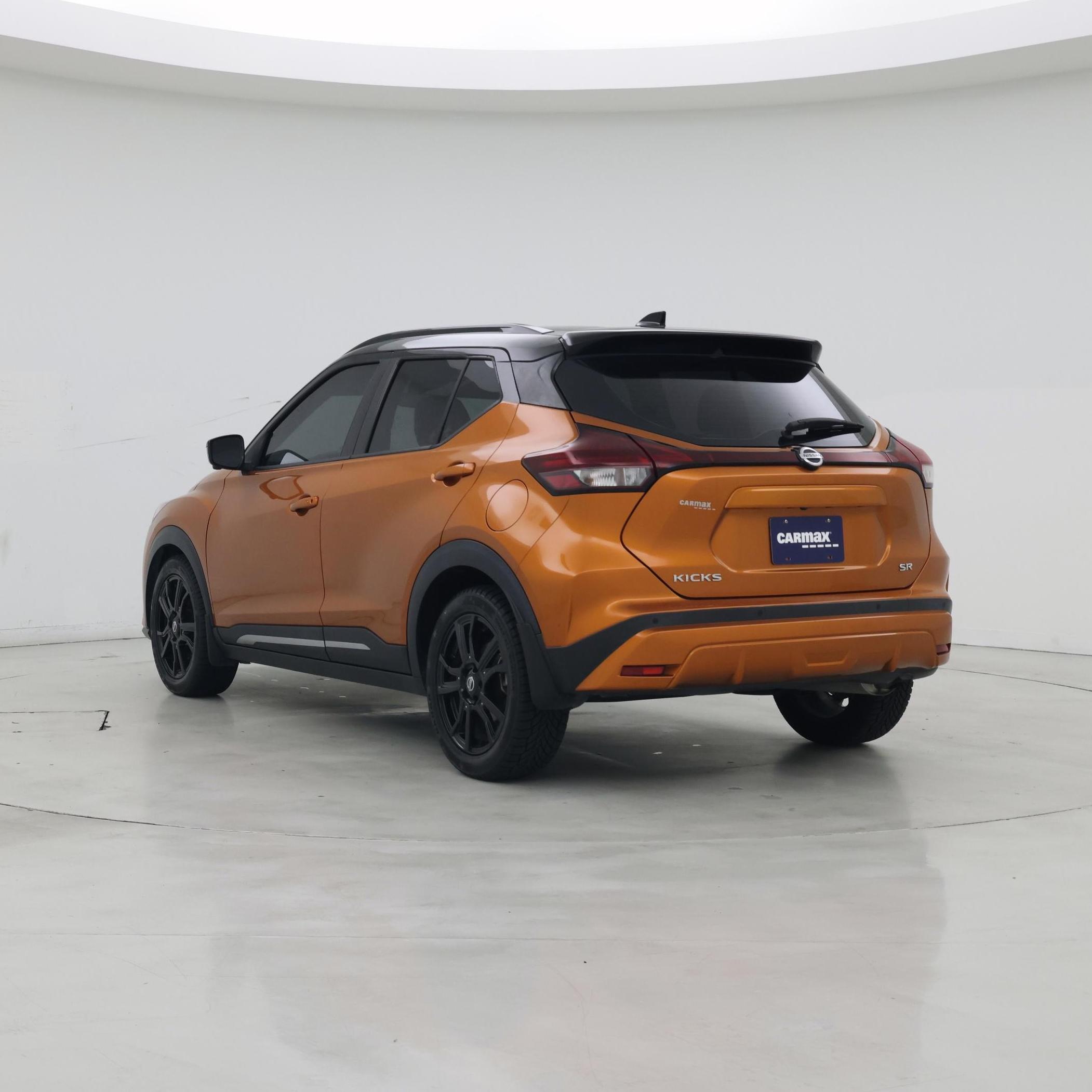 Thumbnail: 2021 Nissan Kicks - 2
