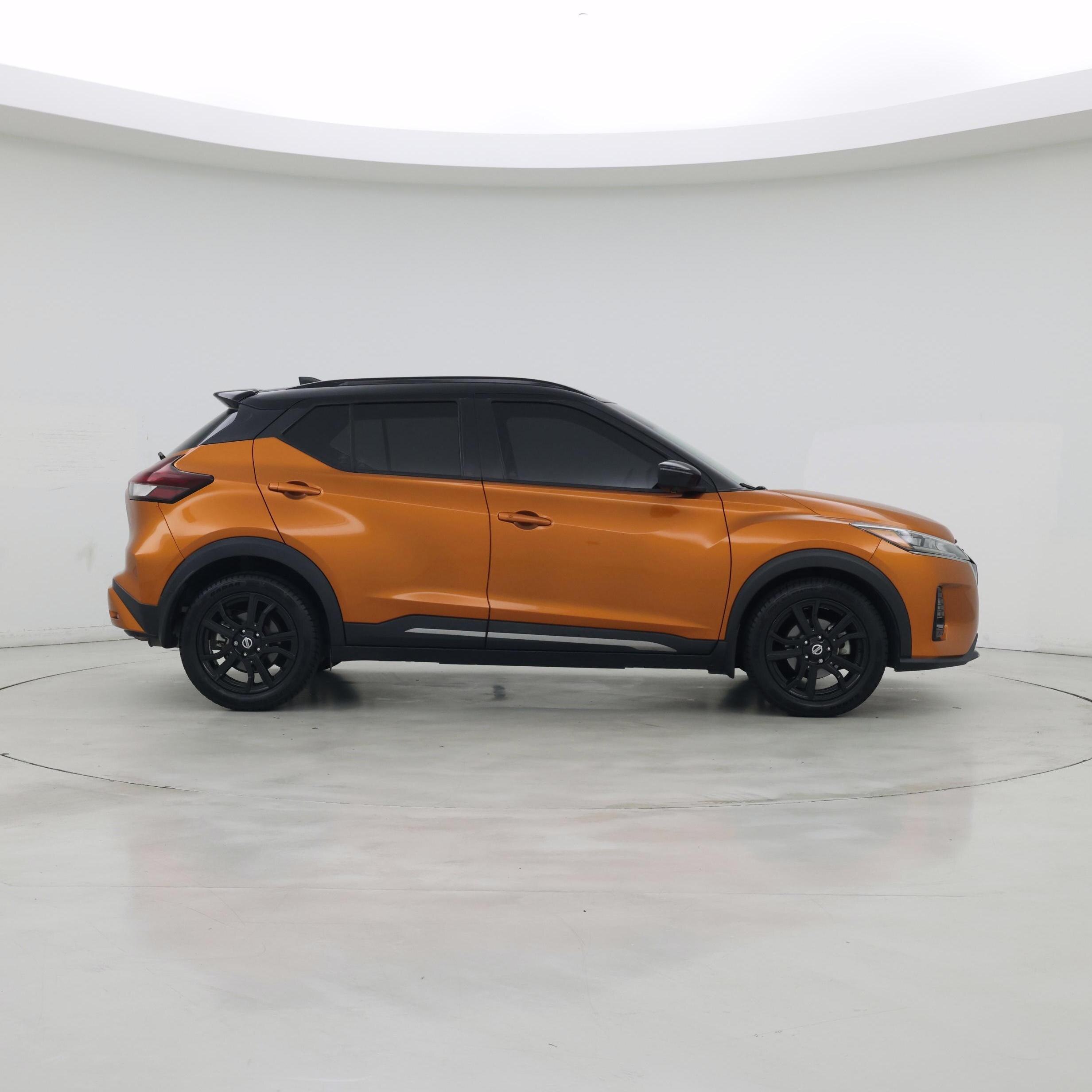 Thumbnail: 2021 Nissan Kicks - 7