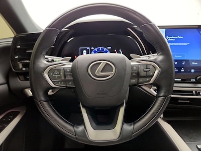 Steering Wheel & Instrument Cluster (On)