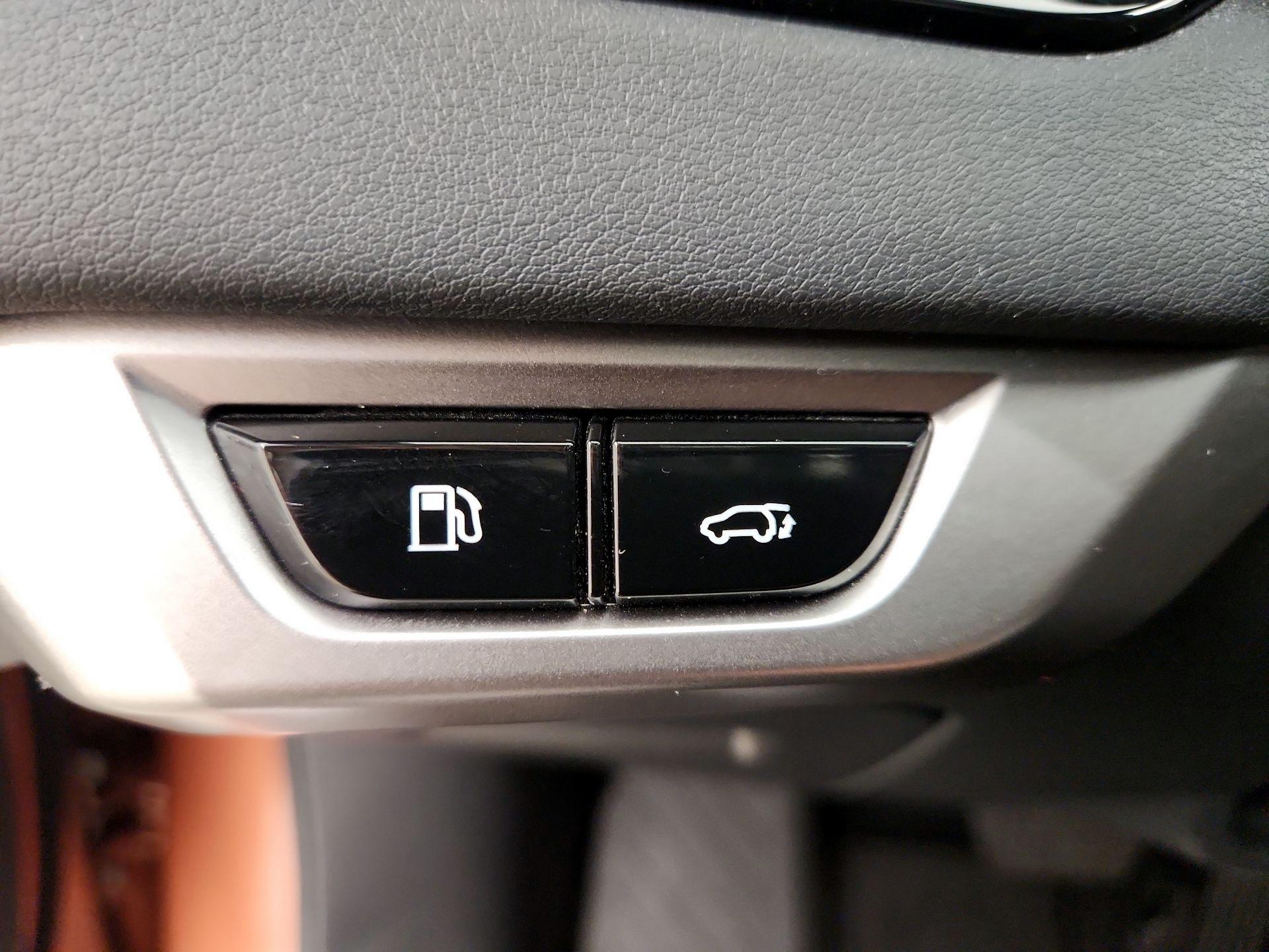 Thumbnail: 2023 Lexus RX - 13