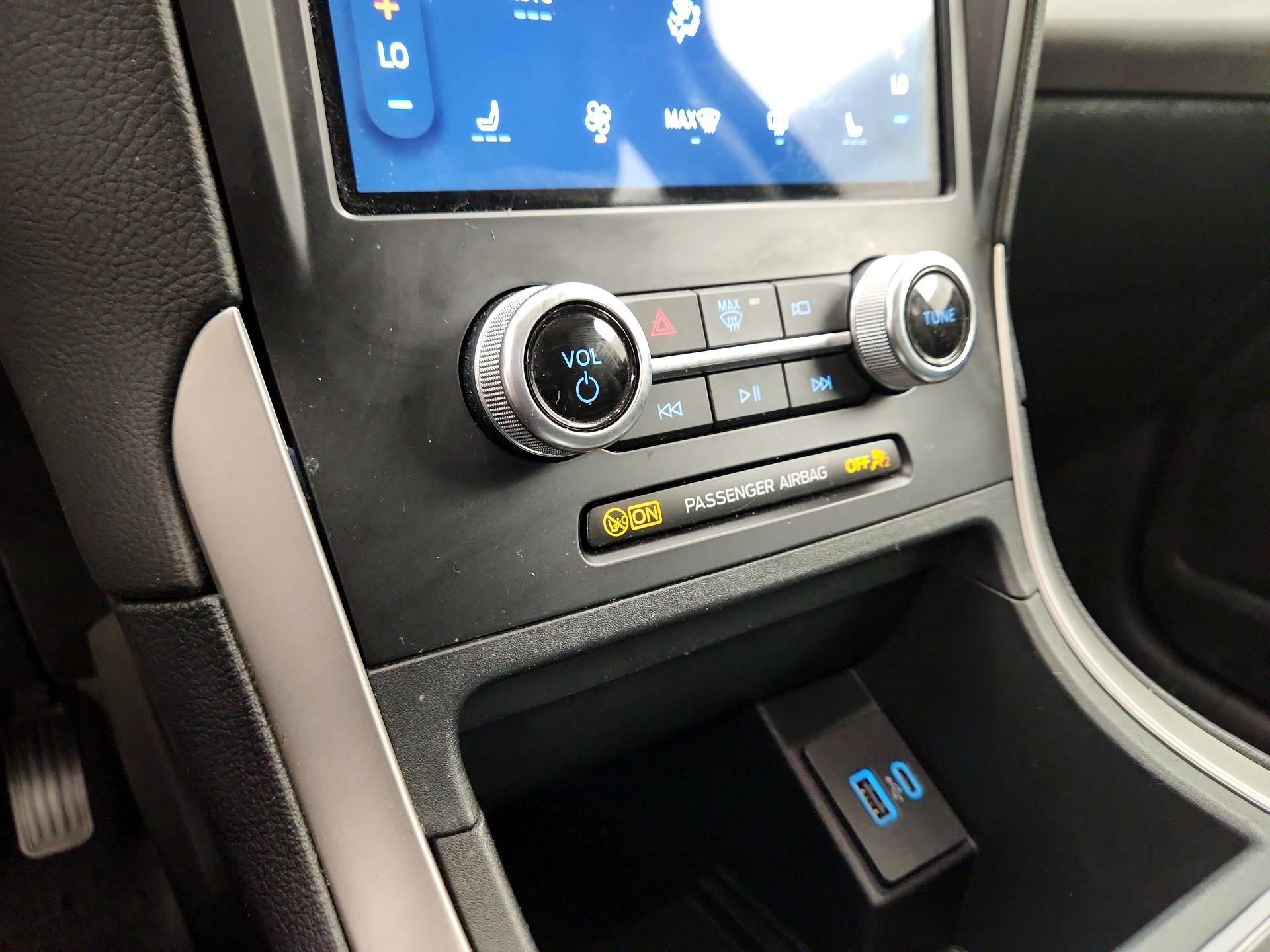 Thumbnail: 2024 Ford Edge - 16