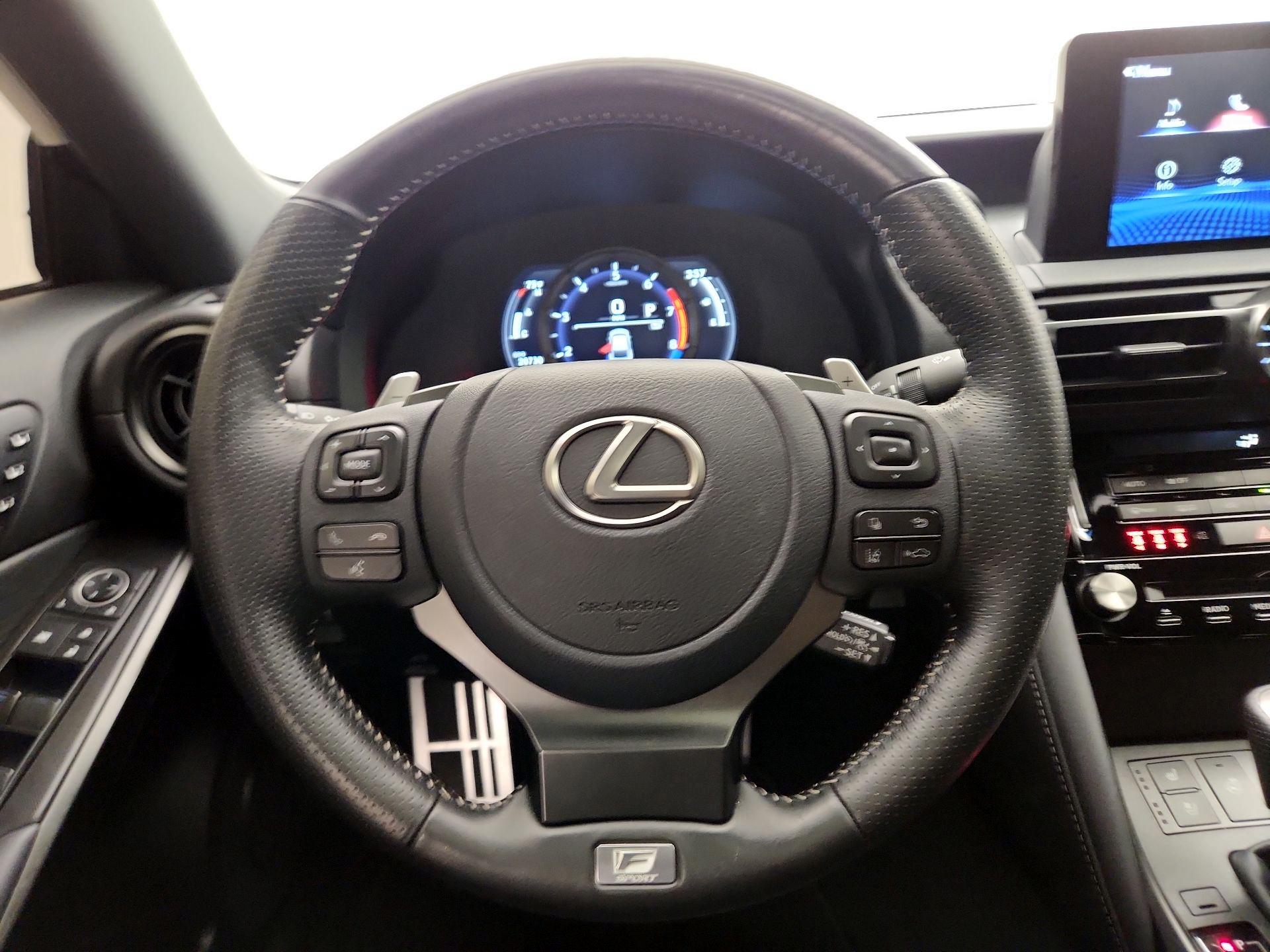 Thumbnail: 2024 Lexus IS - 10