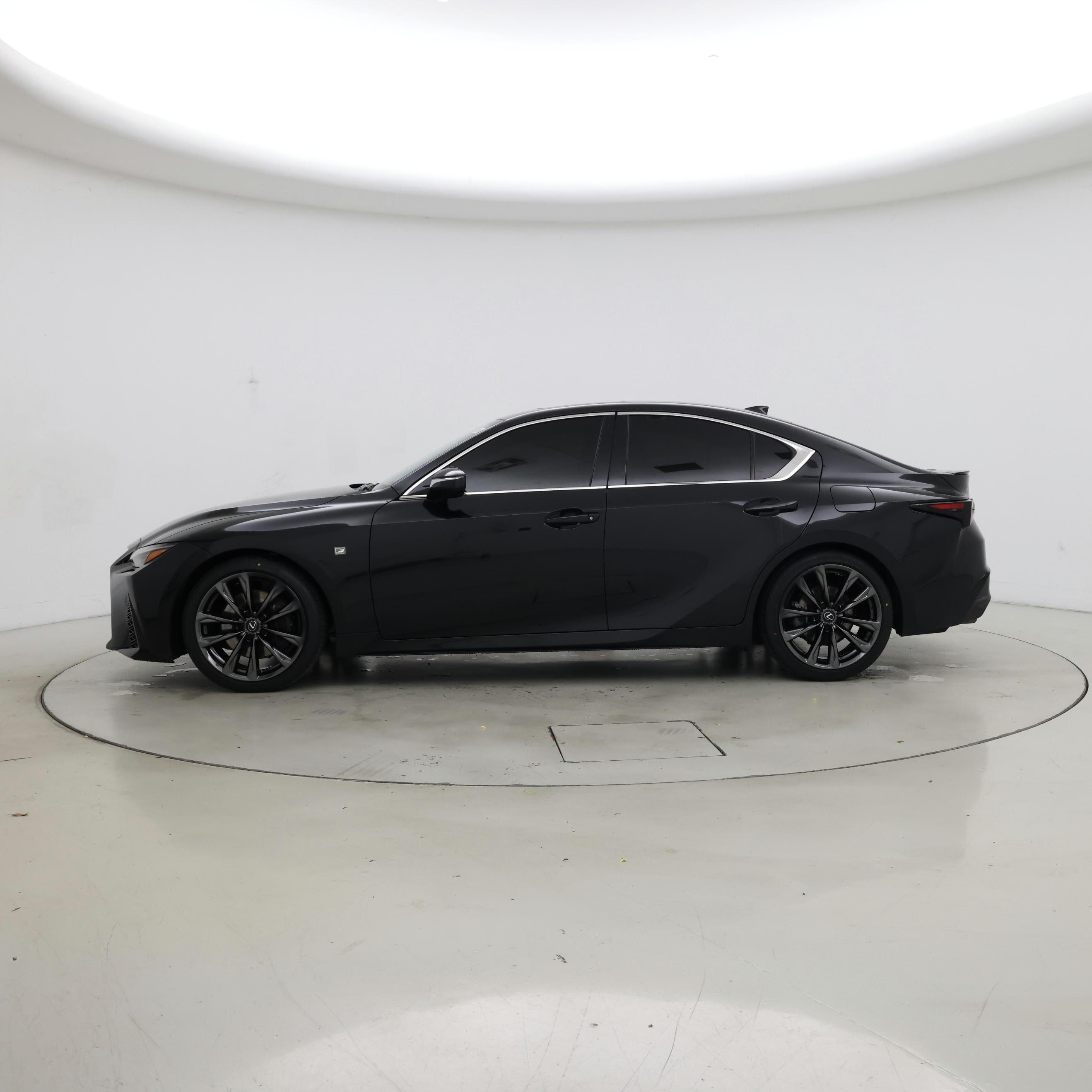 Thumbnail: 2024 Lexus IS - 3