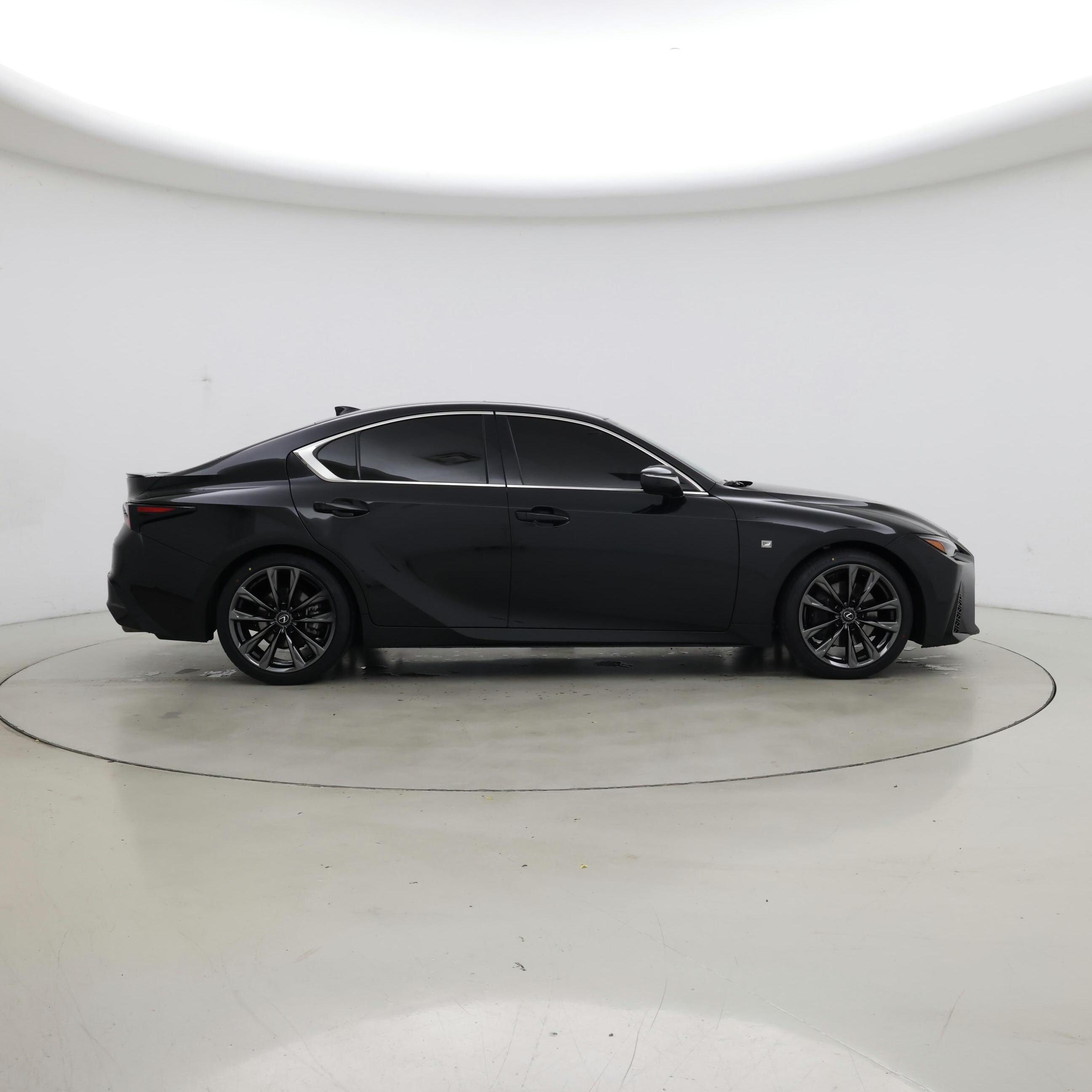 Thumbnail: 2024 Lexus IS - 7