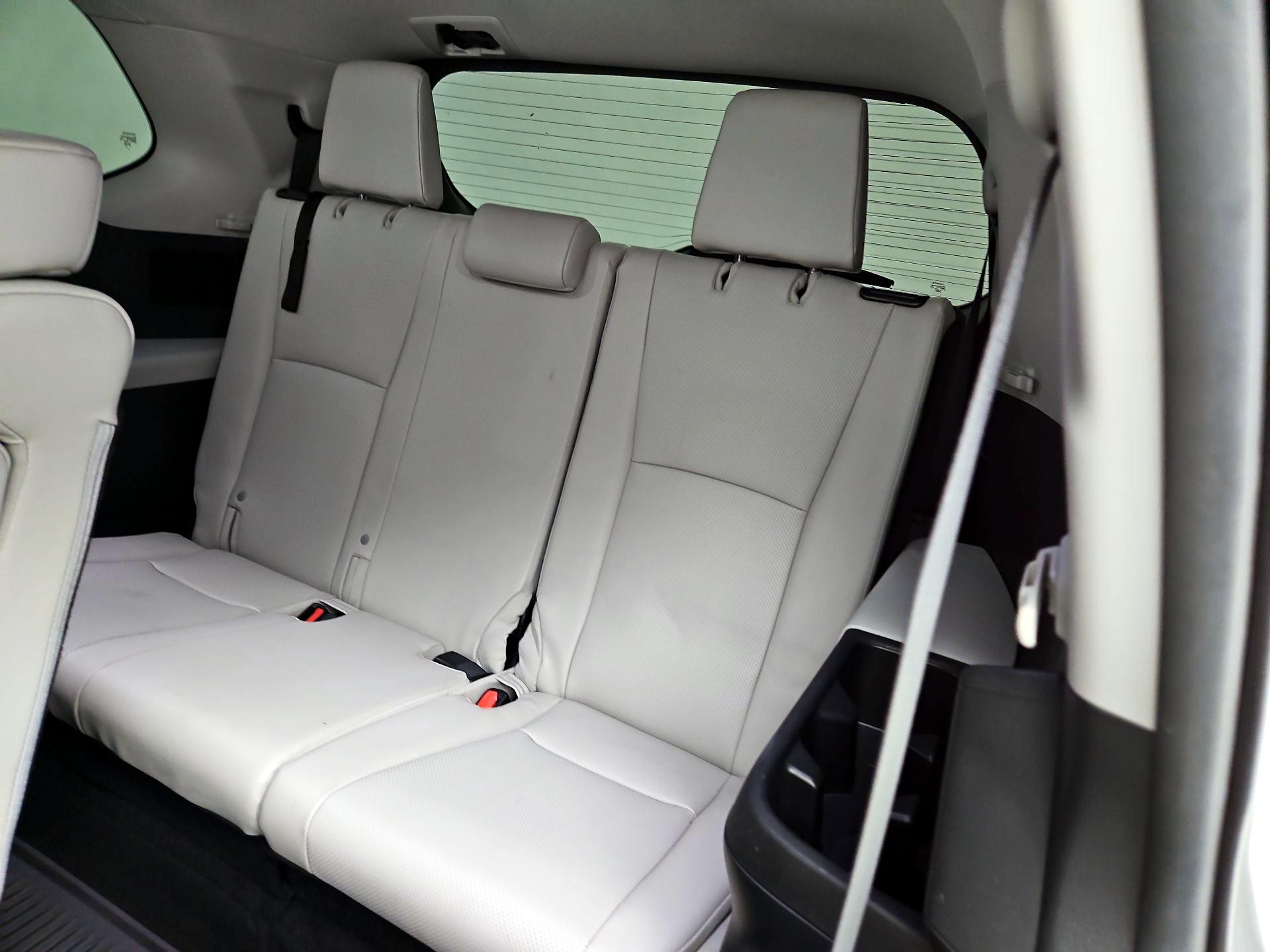 Thumbnail: 2024 Toyota Grand Highlander - 20