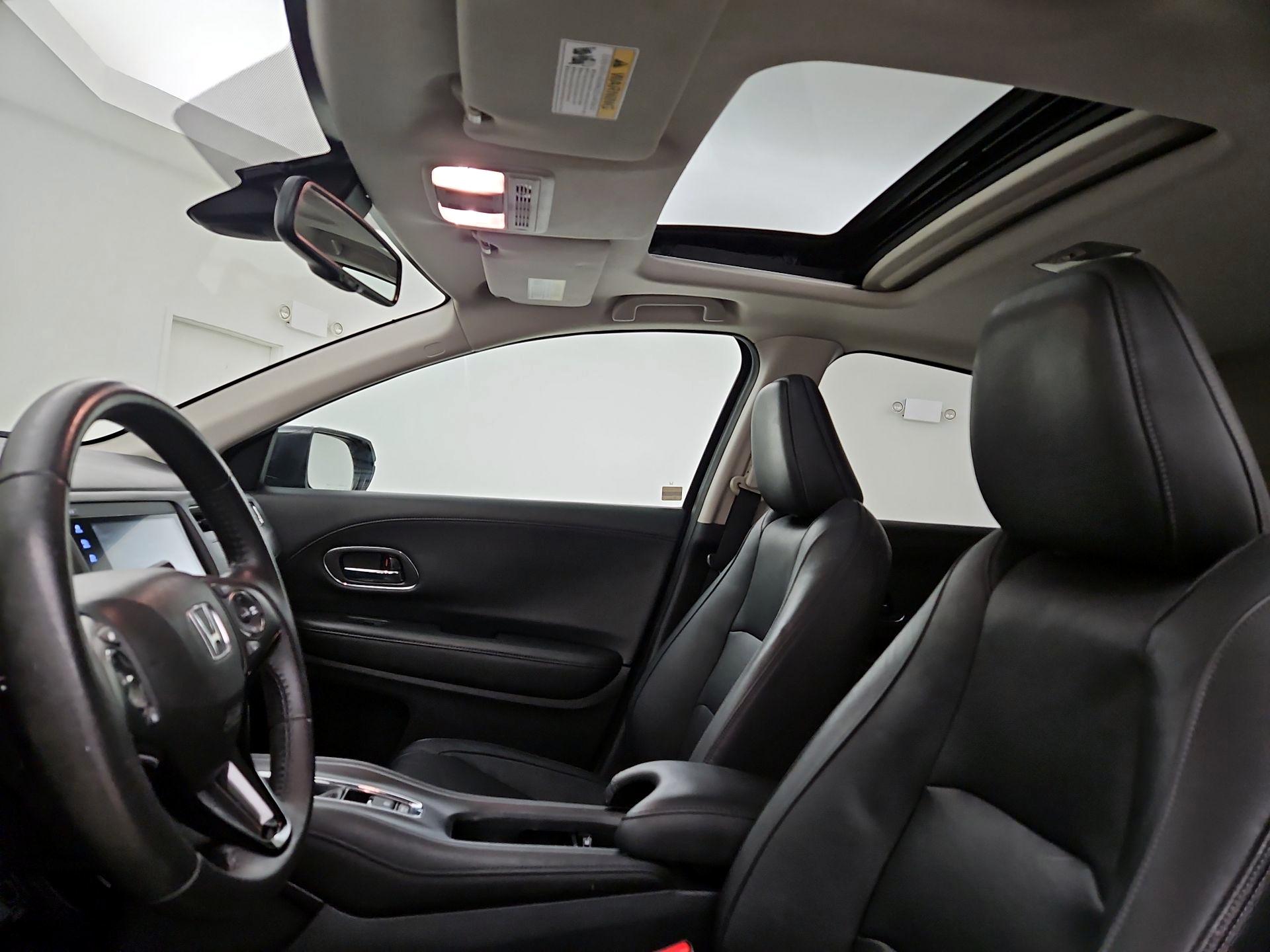 Thumbnail: 2019 Honda HR-V - 19